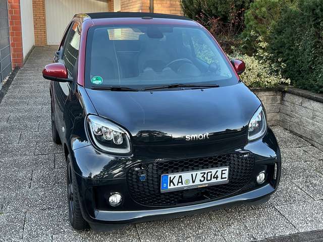 smart forTwo cabrio EQ passion; 22kW