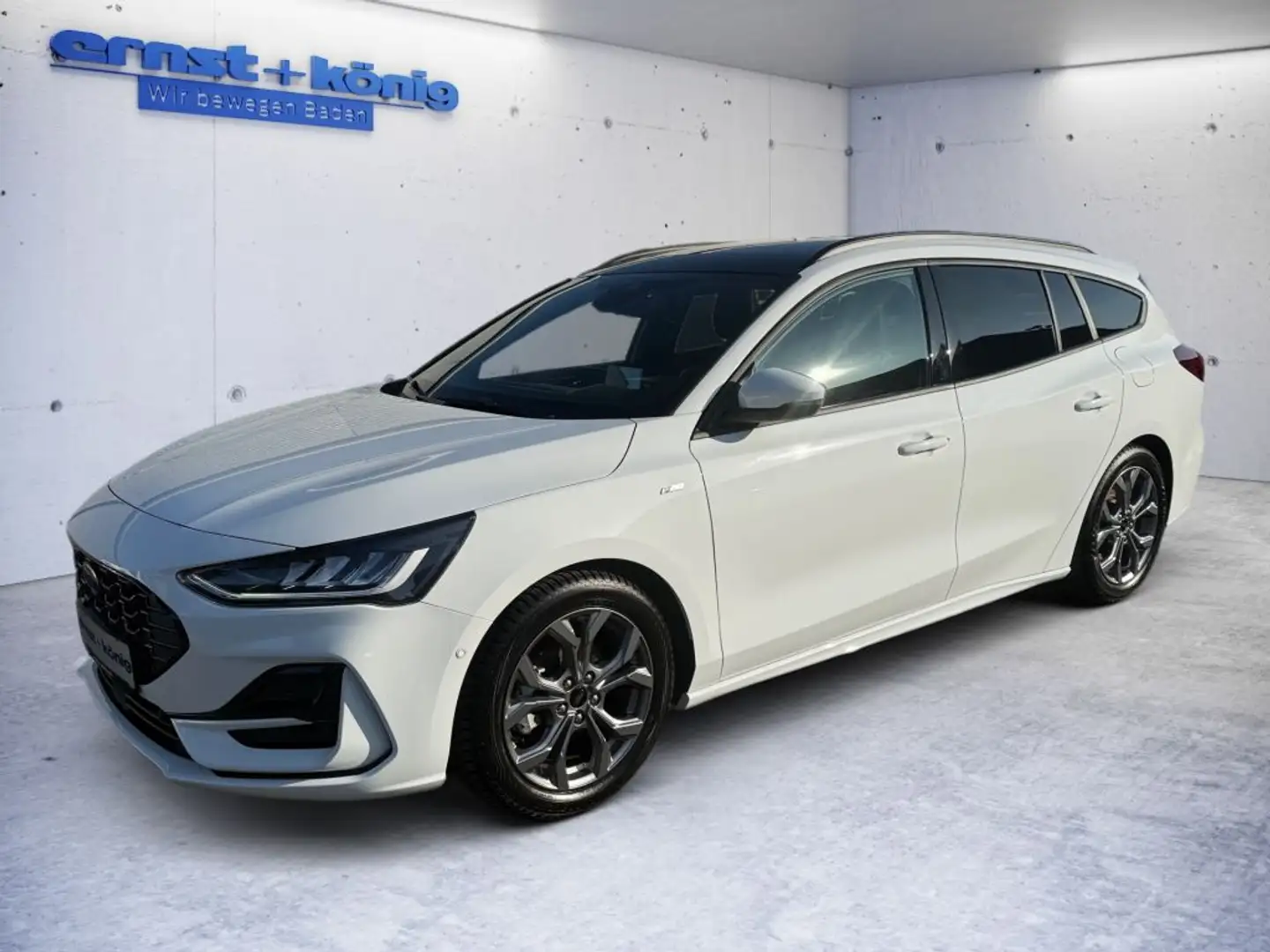 Ford Focus Turnier 1.0 EcoBoost Hybrid Aut. ST-LINE X Blanc - 1
