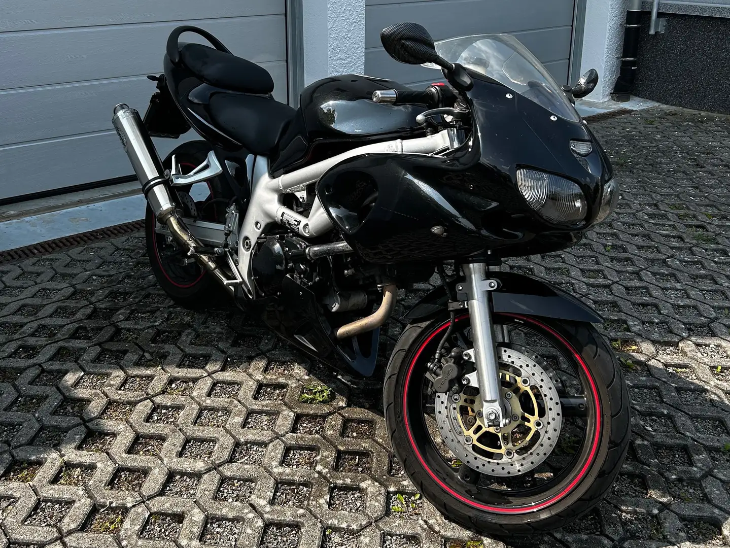 Suzuki SV 650 S Noir - 2