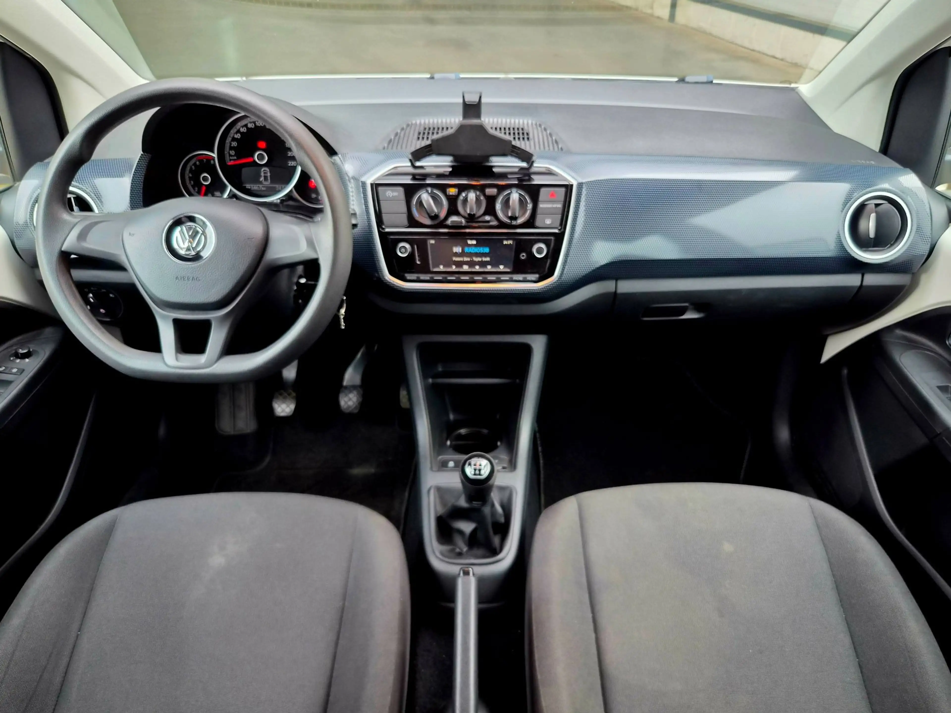 Volkswagen up! 1.0 BMT 60PK move up! NAP|Airco|Bluetooth|DAB|Elek — photo 4