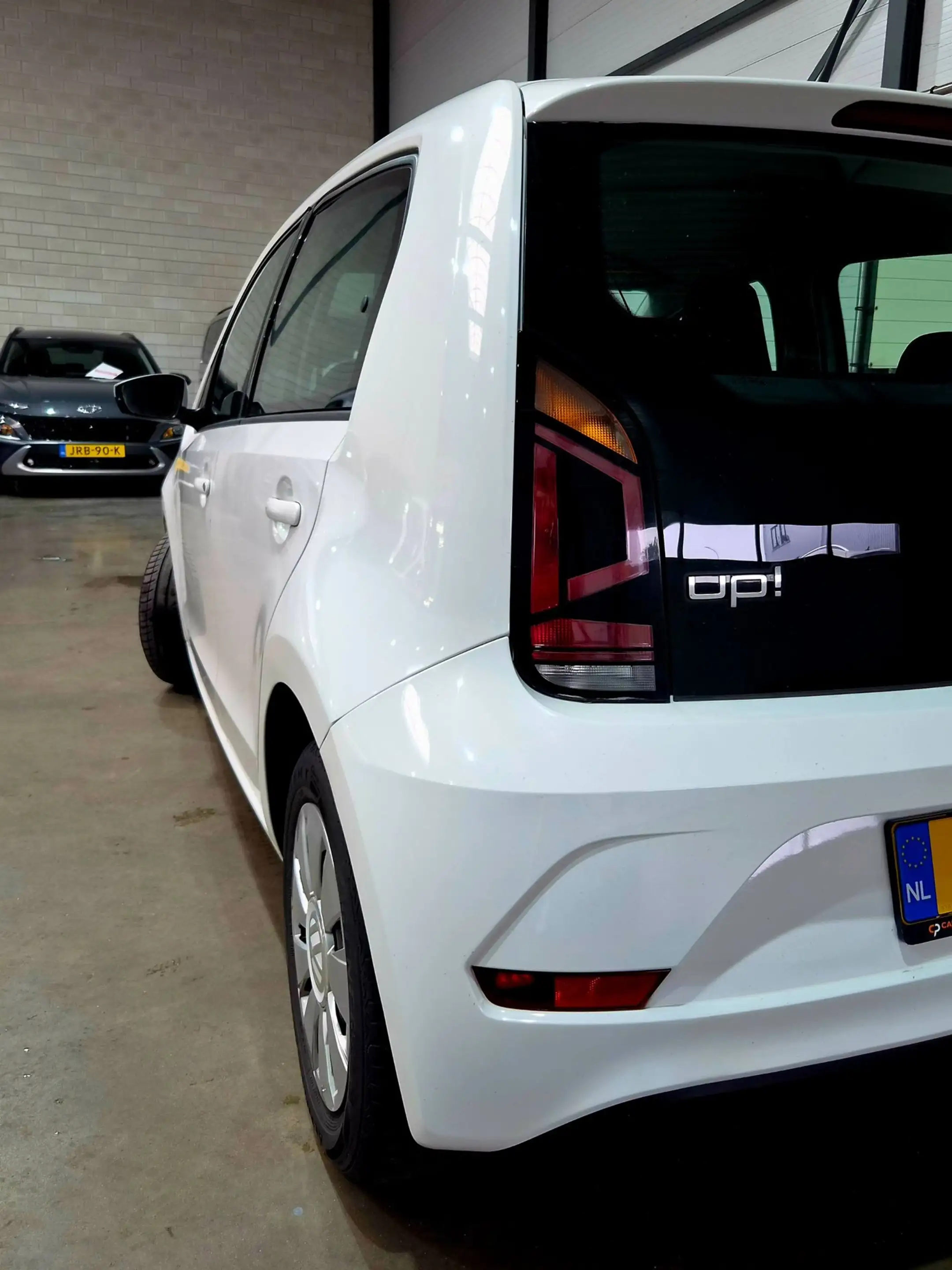 Volkswagen up! 1.0 BMT 60PK move up! NAP|Airco|Bluetooth|DAB|Elek — photo 15