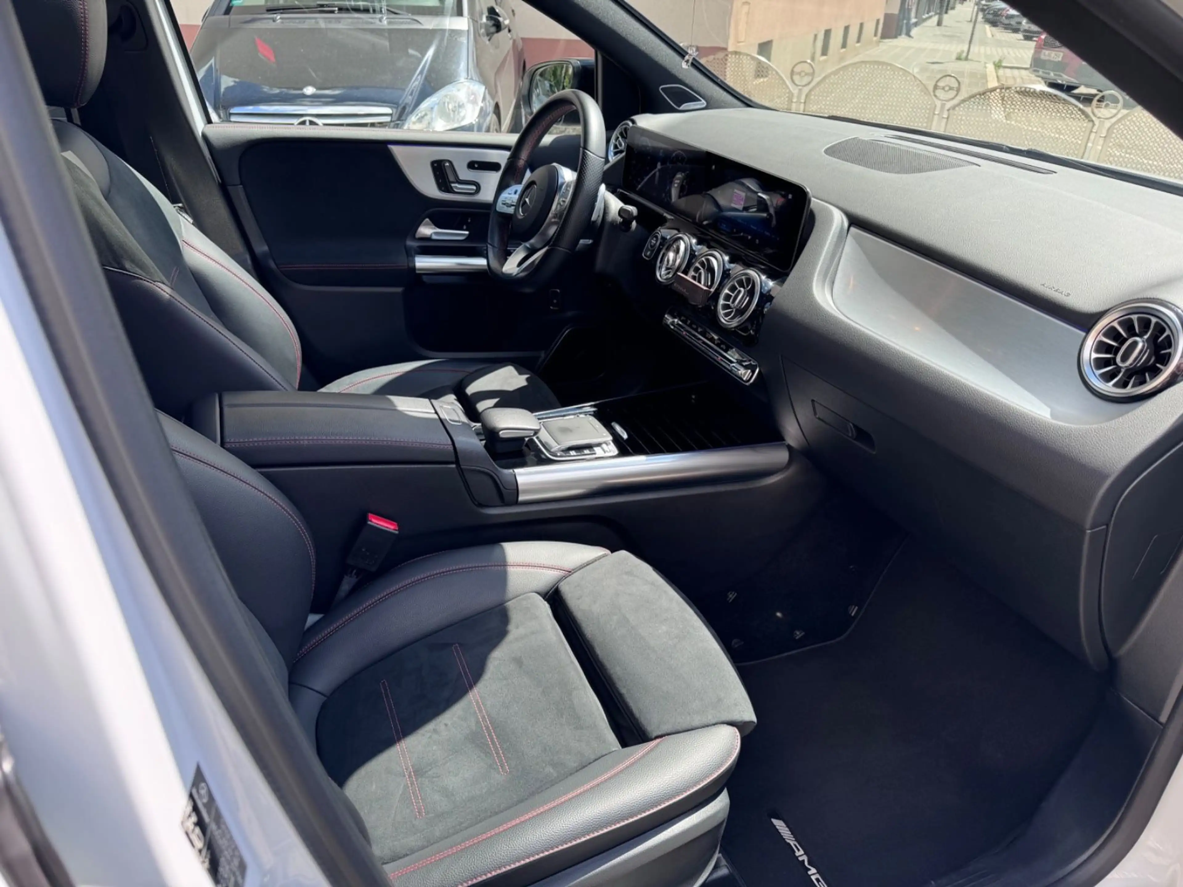 Mercedes-Benz B 220 B B 220,AMG Line,Pano,Standheiz.Autom. — photo 7
