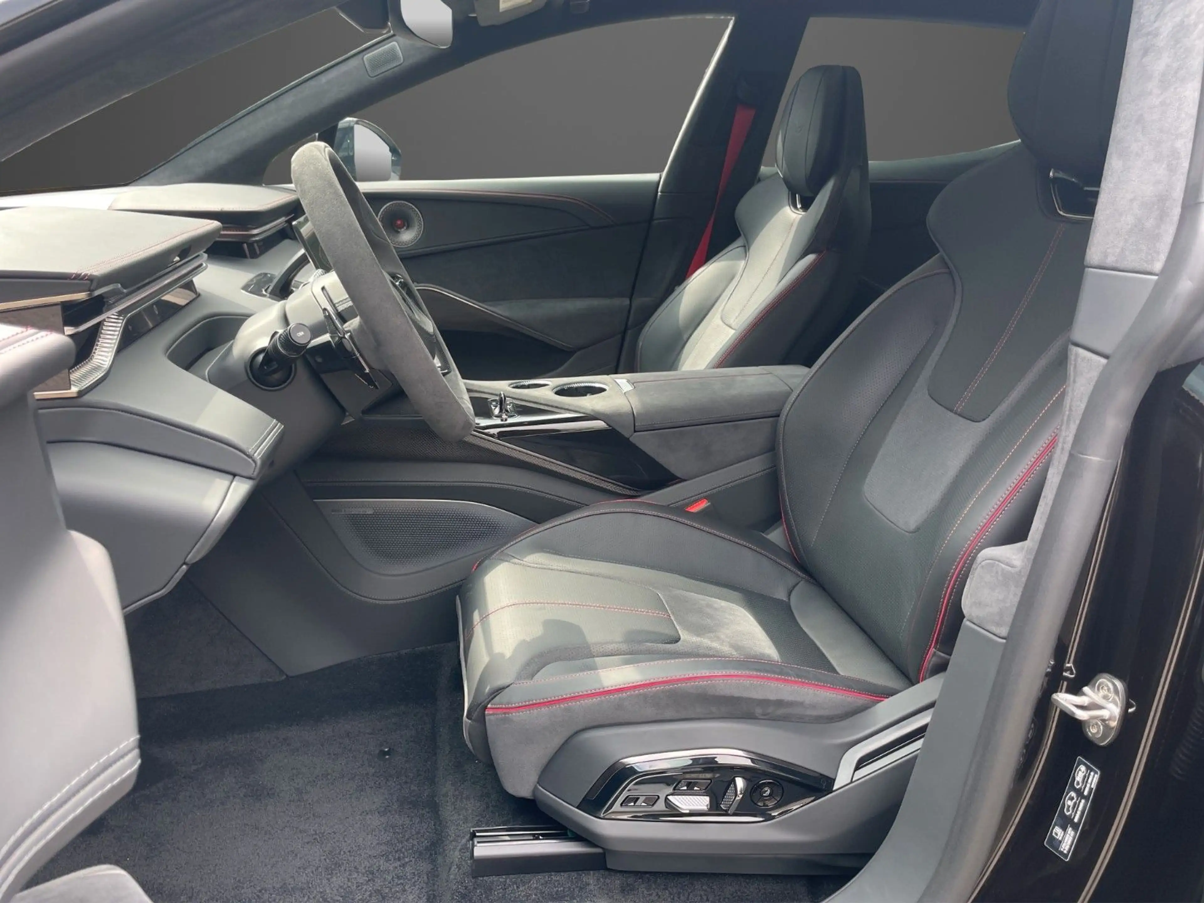 Lotus Eletre 600 Sport SE Lotus Wuppertal — photo 11