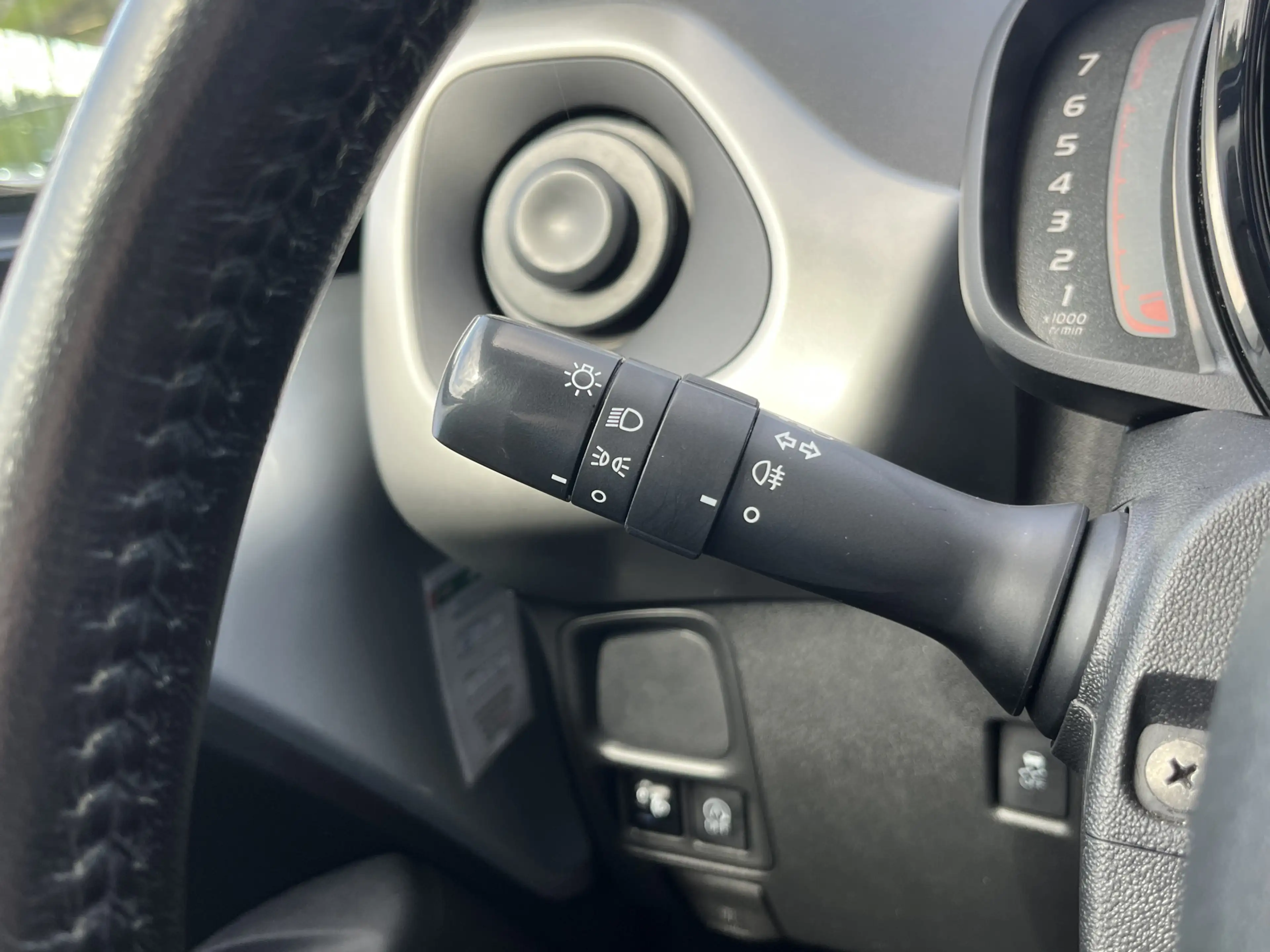 Citroen C1 1.0 e-VTi Feel / Airco / Bleutooth / — photo 19