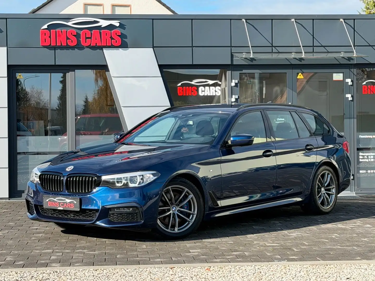 BMW 530 d xDrive M Sport*Kamera*Live*HiFi*Shadow*2.HD Blau - 1
