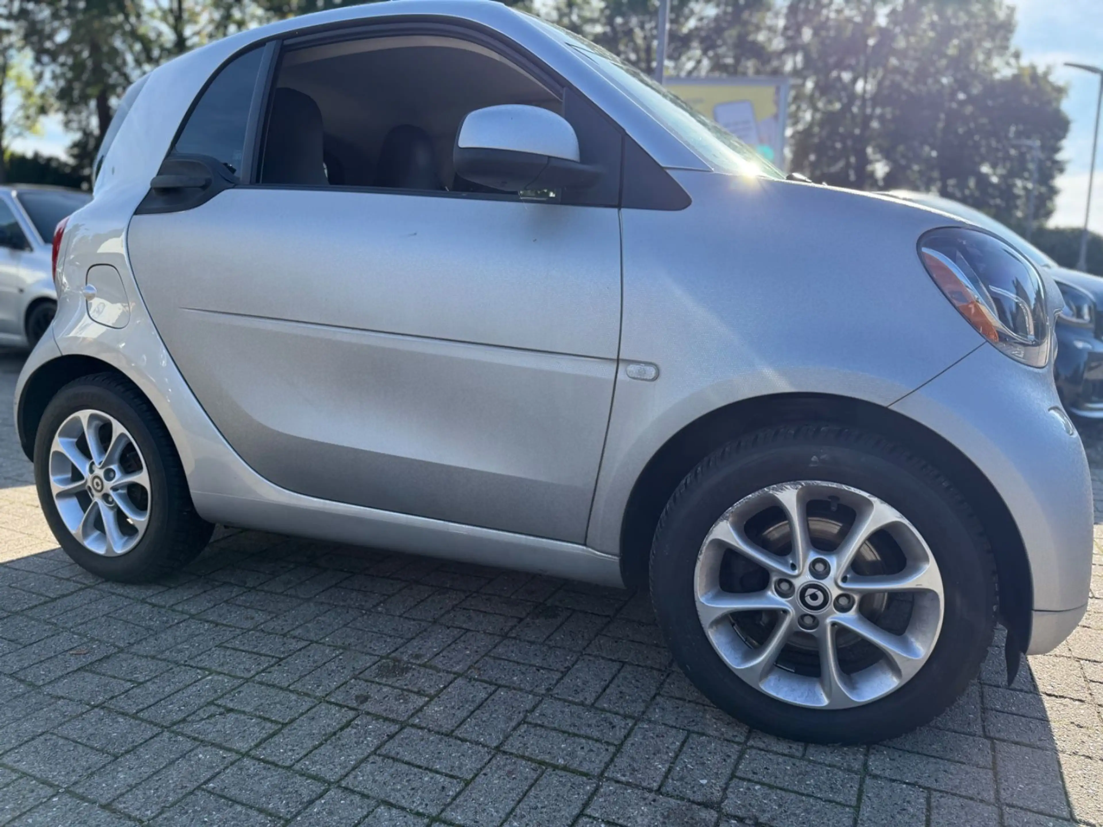 smart forTwo COUPÉ 90PS AUTOMATIK — photo 29