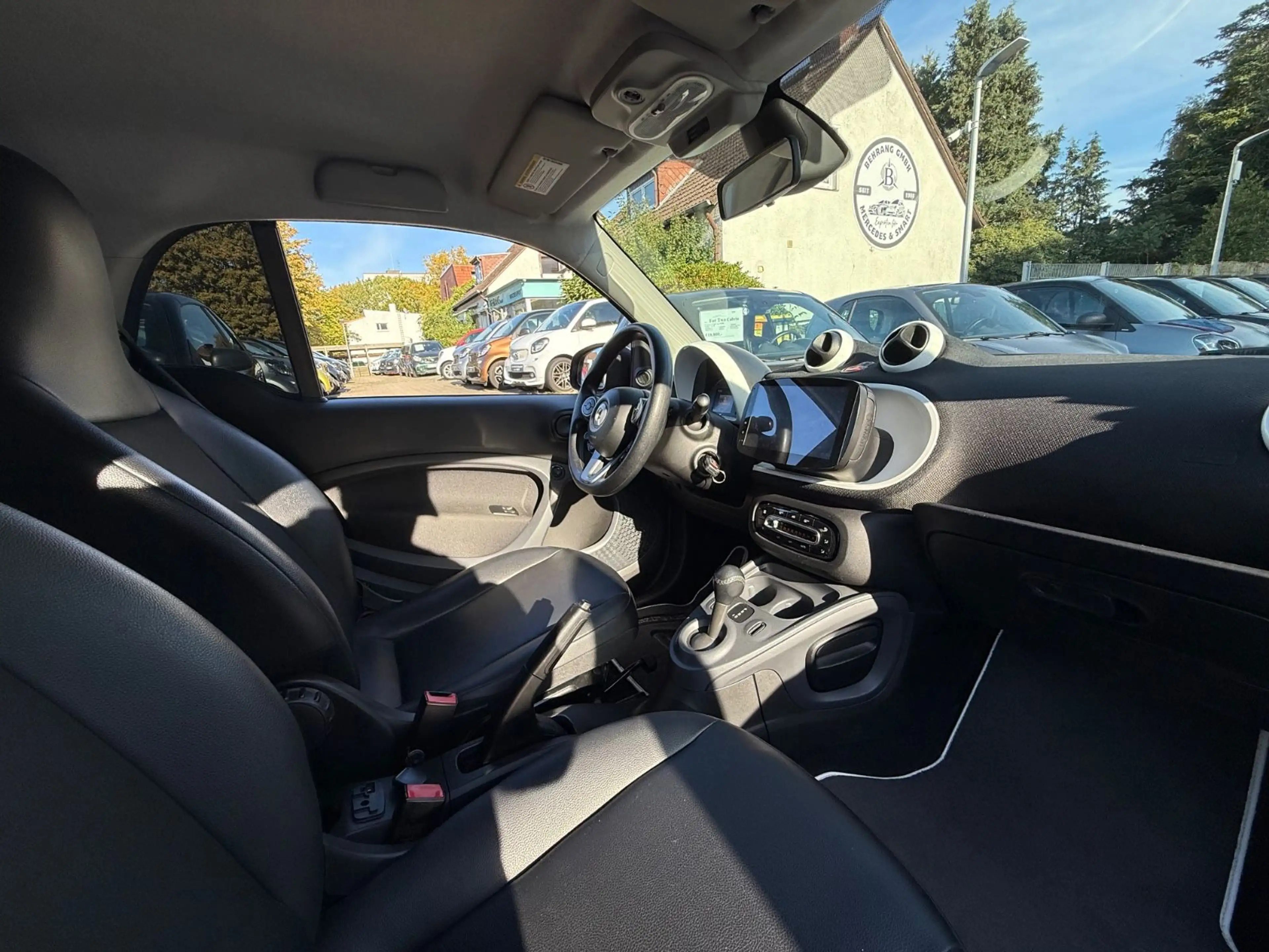 smart forTwo COUPÉ 90PS AUTOMATIK — photo 14