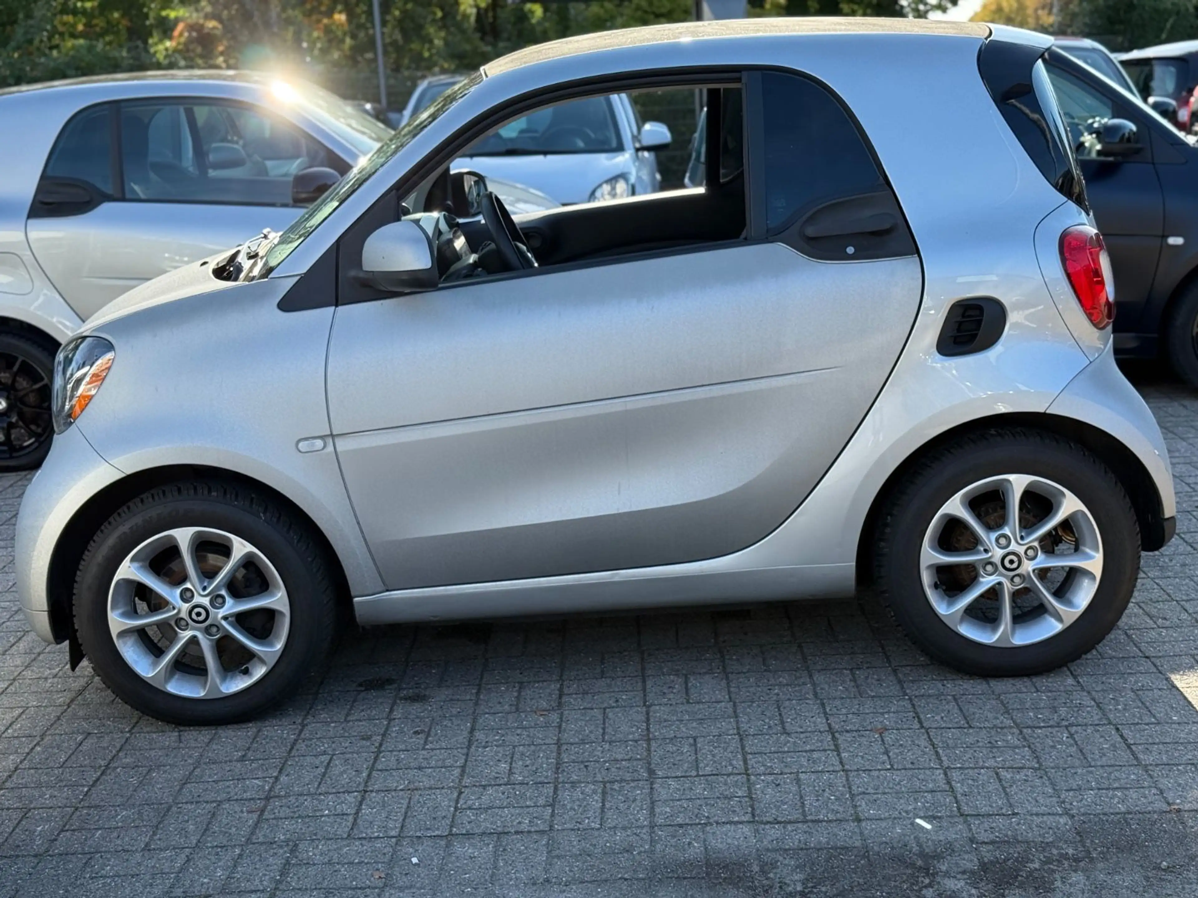 smart forTwo COUPÉ 90PS AUTOMATIK — photo 28