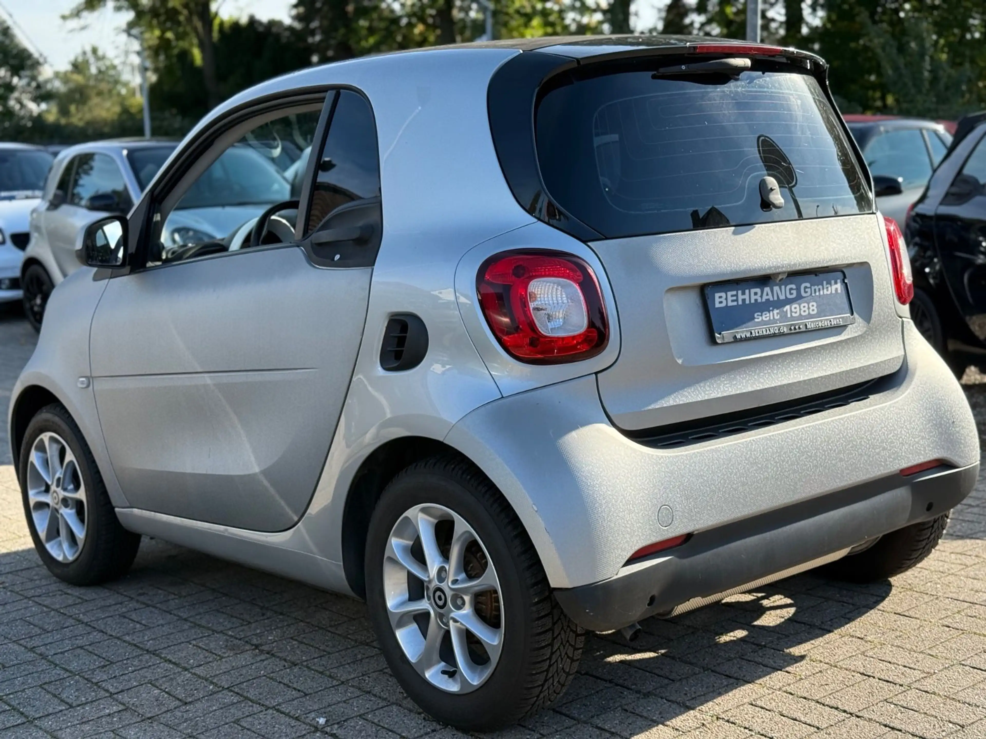 smart forTwo COUPÉ 90PS AUTOMATIK — photo 5