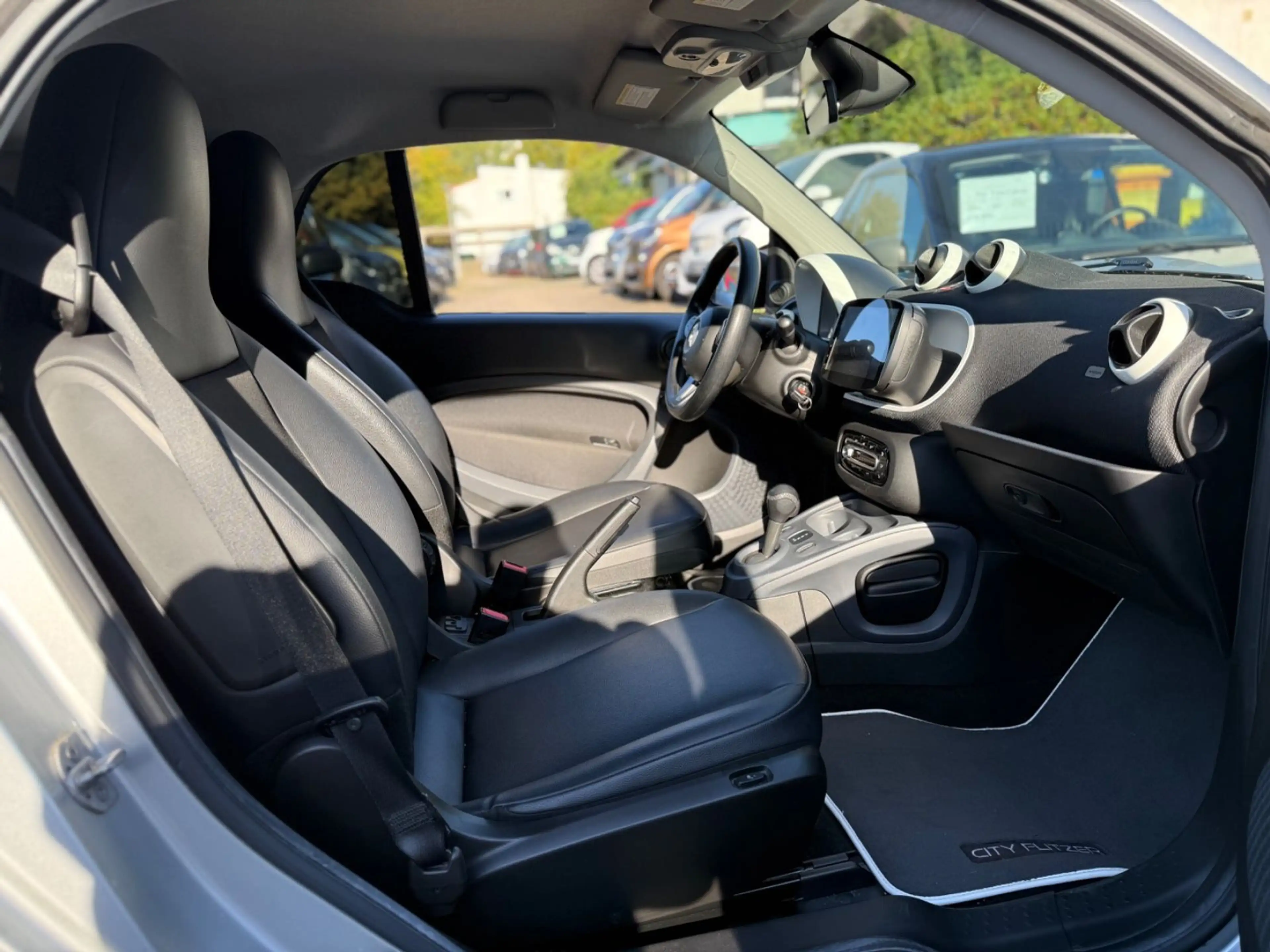 smart forTwo COUPÉ 90PS AUTOMATIK — photo 16