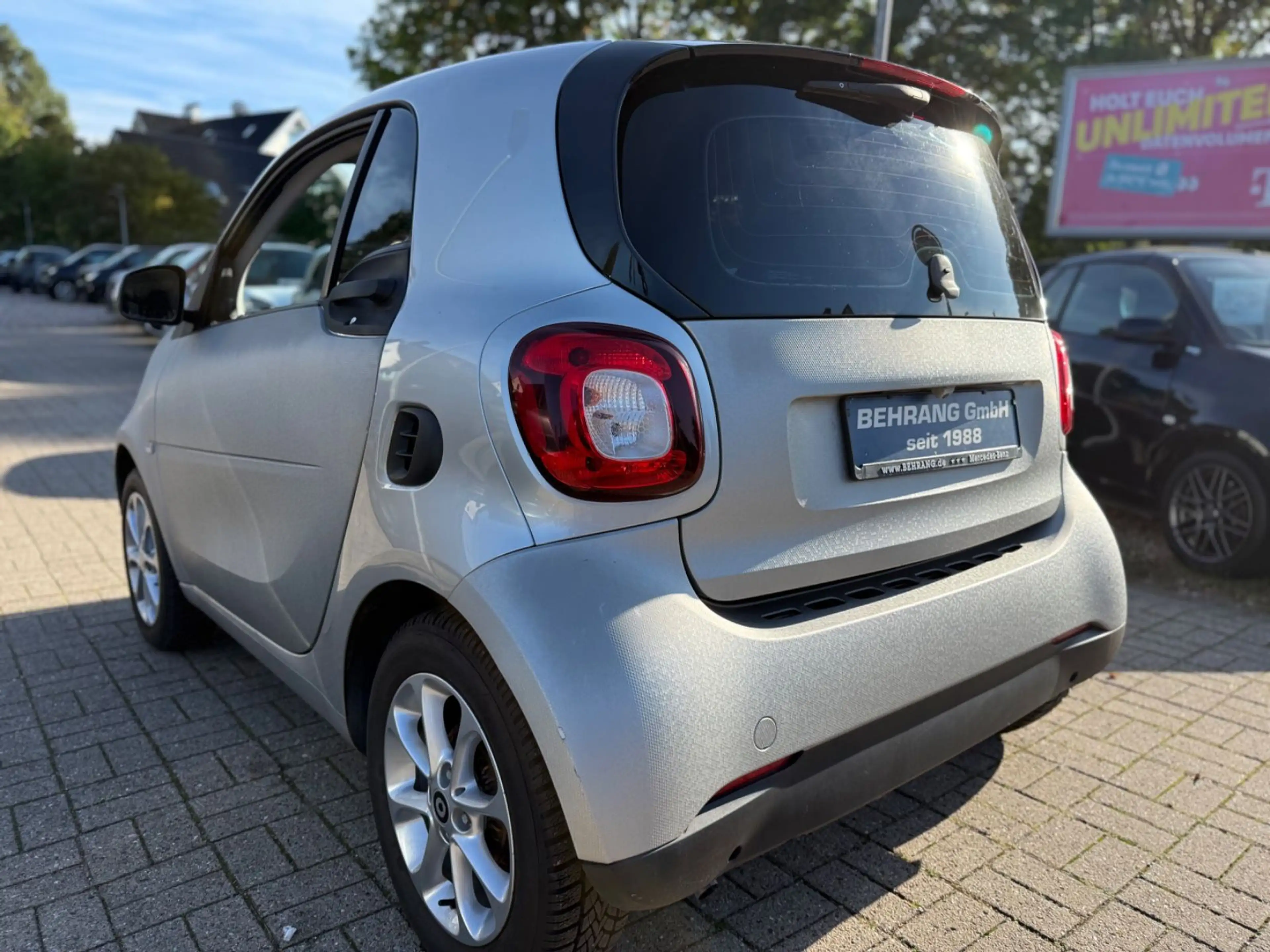 smart forTwo COUPÉ 90PS AUTOMATIK — photo 3