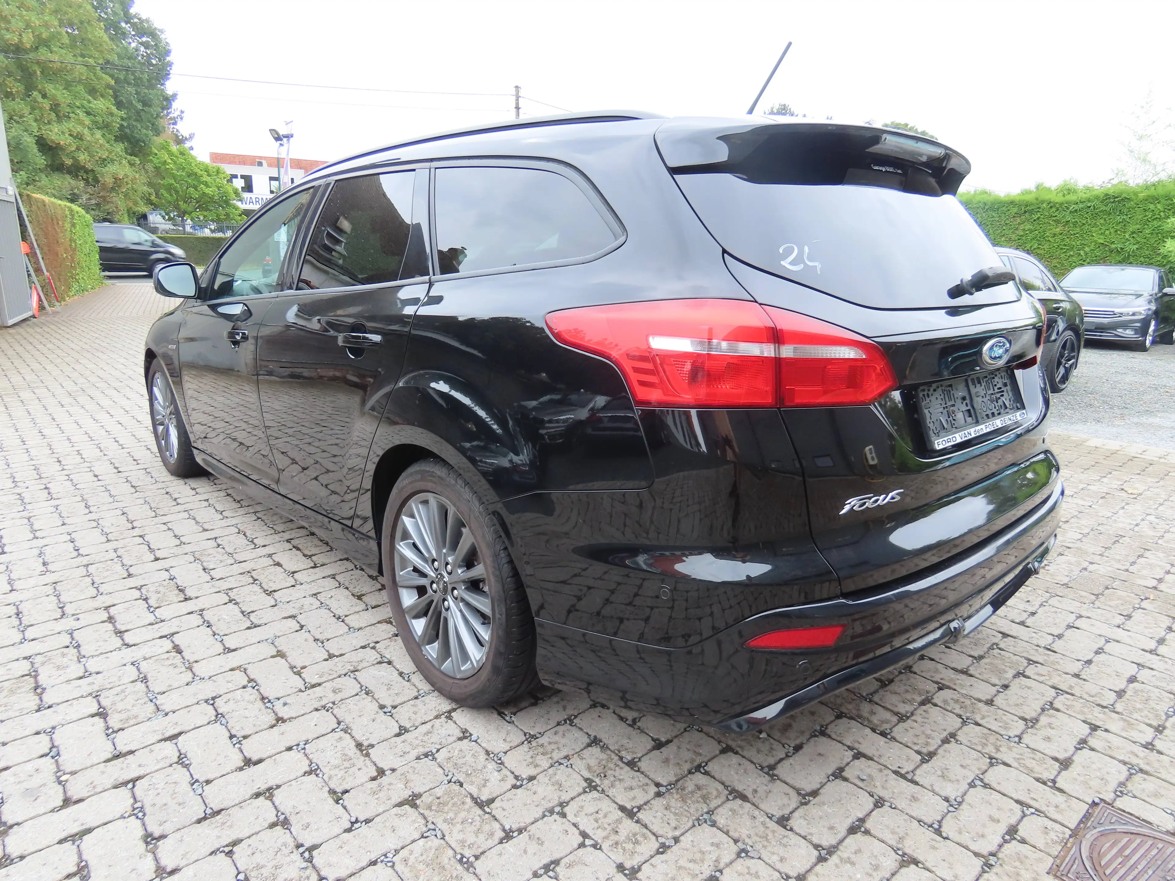 Ford Focus Focus 1.5 EcoBoost ST Line — photo 12