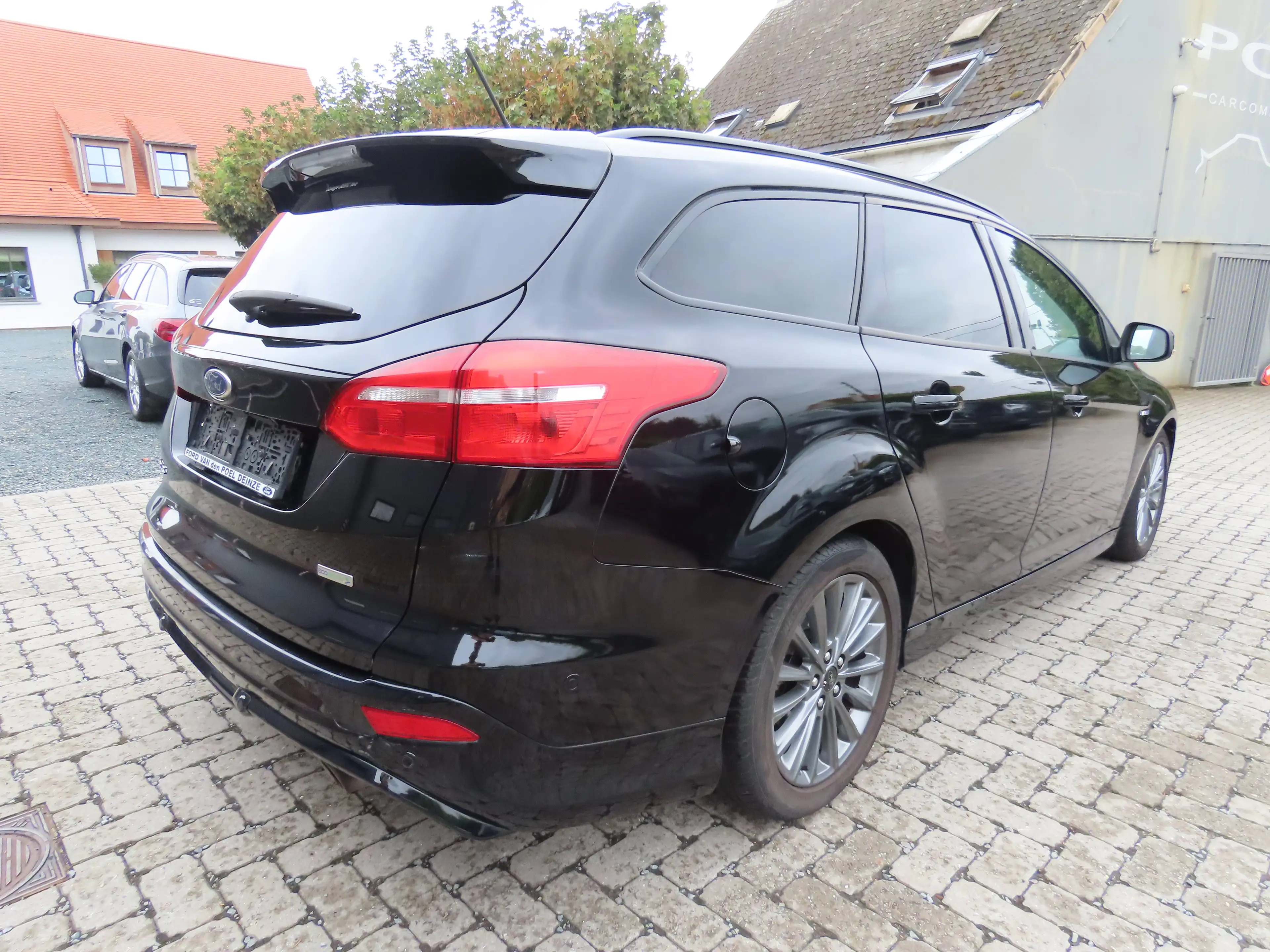 Ford Focus Focus 1.5 EcoBoost ST Line — photo 3