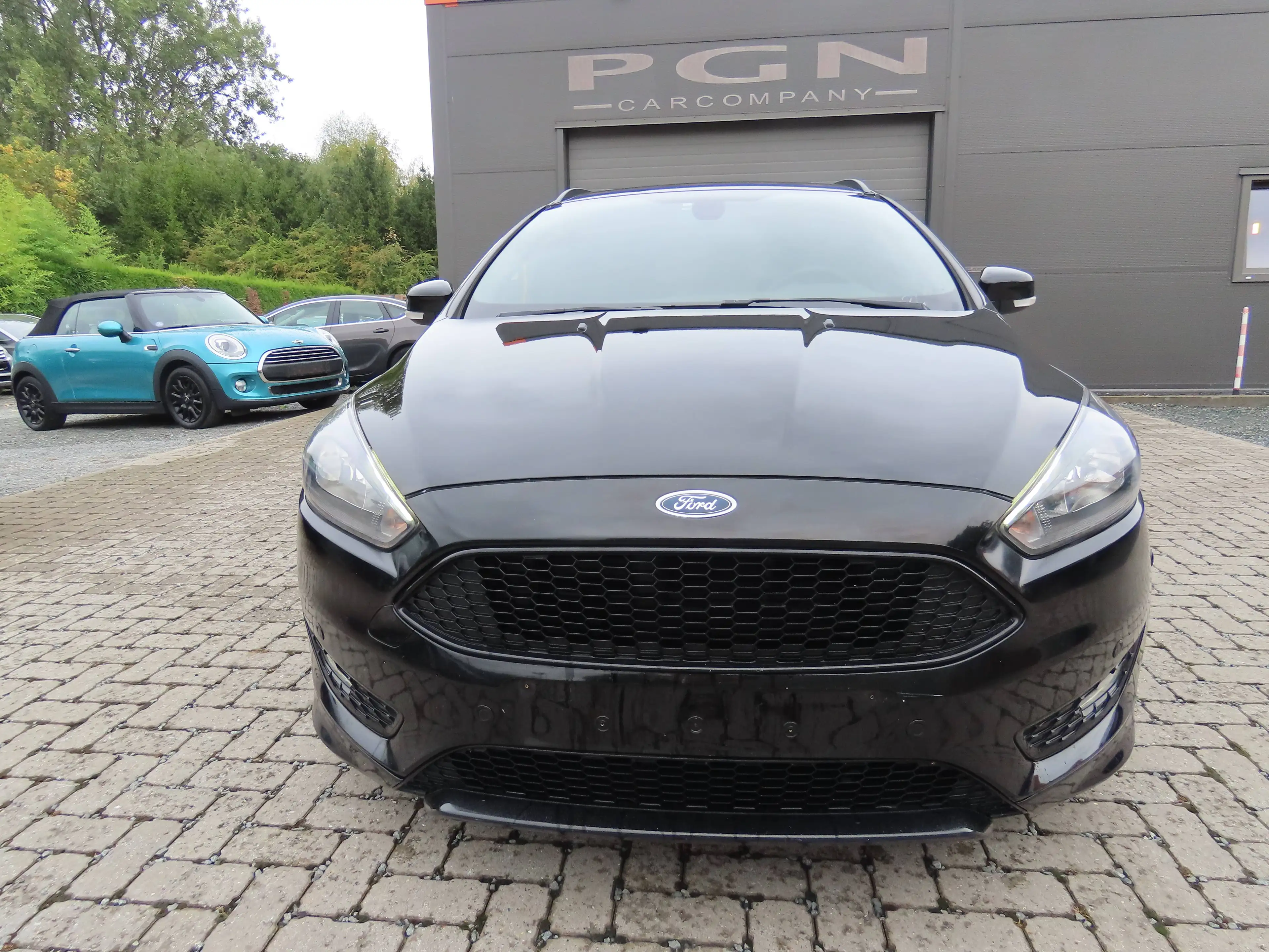 Ford Focus Focus 1.5 EcoBoost ST Line — photo 5