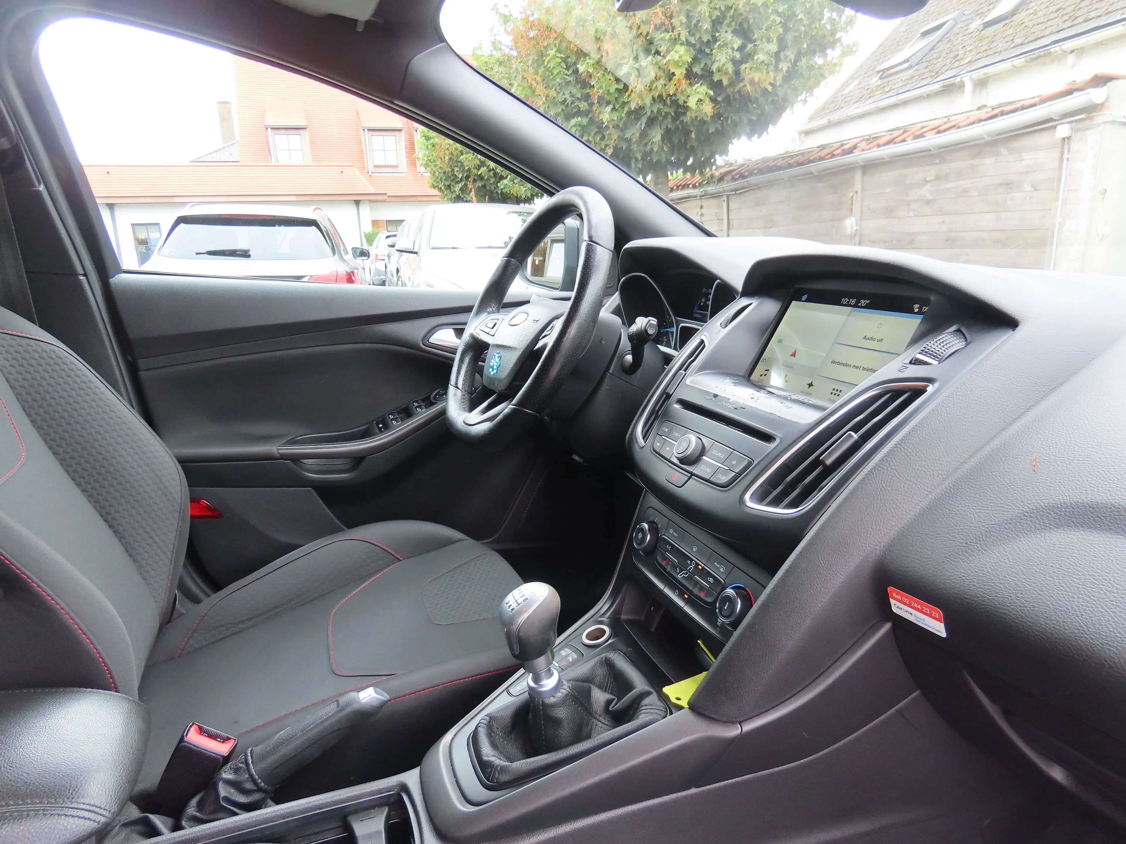 Ford Focus Focus 1.5 EcoBoost ST Line — photo 4