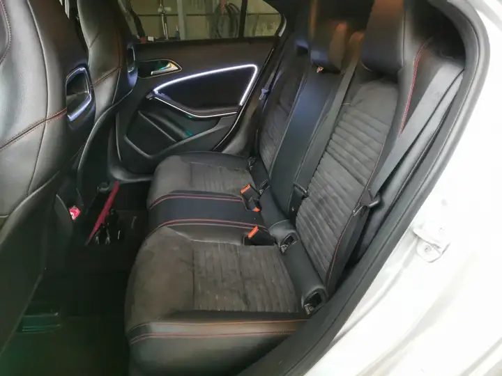 Mercedes-Benz Clase A A 180 CDI BE AMG Line 7G-DCT (W-176) 2015, foto 7