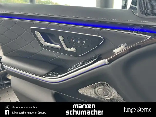 Mercedes-Benz S-Class view 8