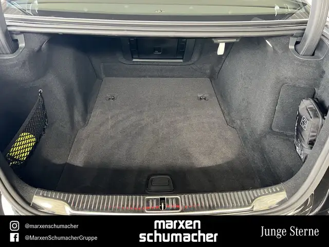 Mercedes-Benz S-Class view 14