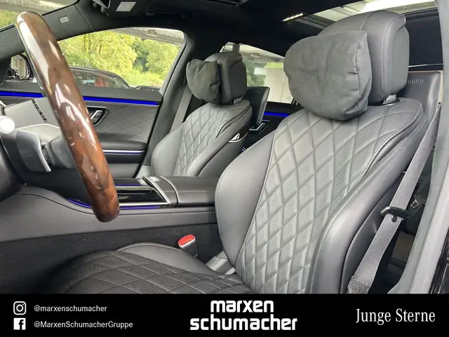 Mercedes-Benz S-Class view 10