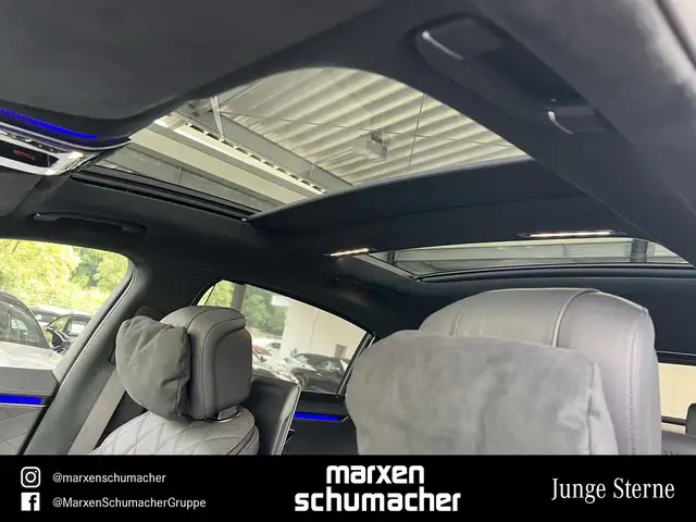 Mercedes-Benz S-Class view 11