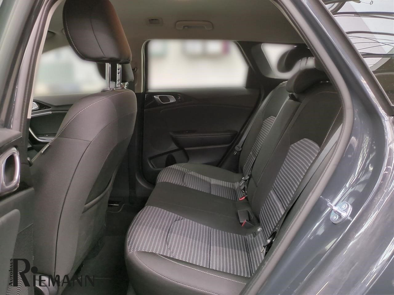 Kia Ceed SW / cee'd SW Ceed Sportswagon 1.5 T-GDI DCT Spirit + JBL Sounds — photo 10