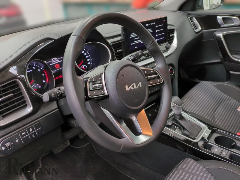Kia Ceed SW / cee'd SW Ceed Sportswagon 1.5 T-GDI DCT Spirit + JBL Sounds — photo 11