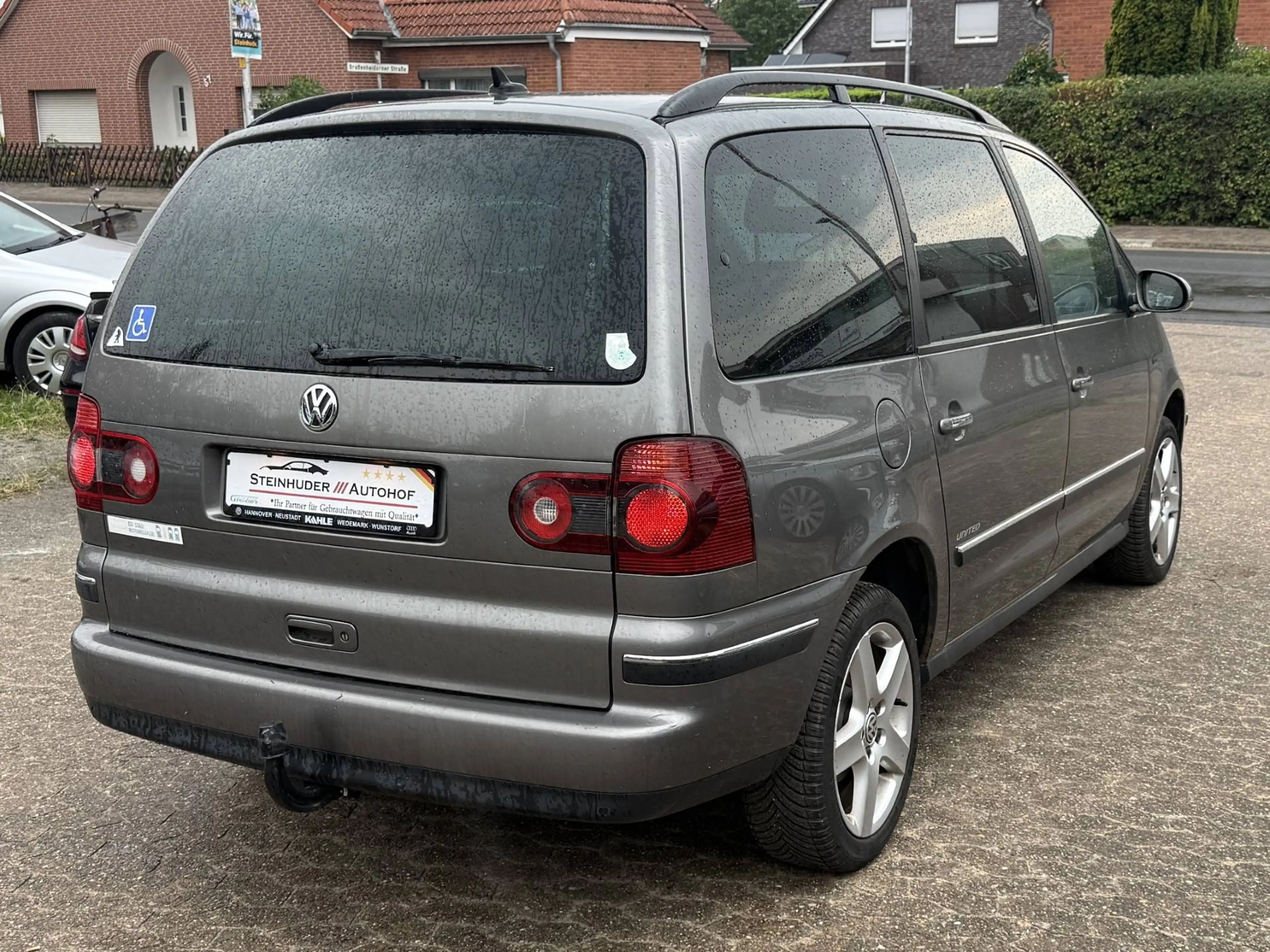 Volkswagen Sharan United — photo 8