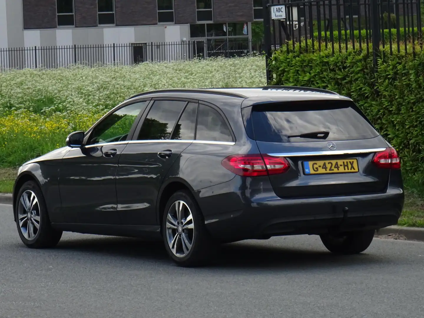 Mercedes-Benz C 180 Estate CDI Prestige 2015 NAVI/PDC Grey - 2