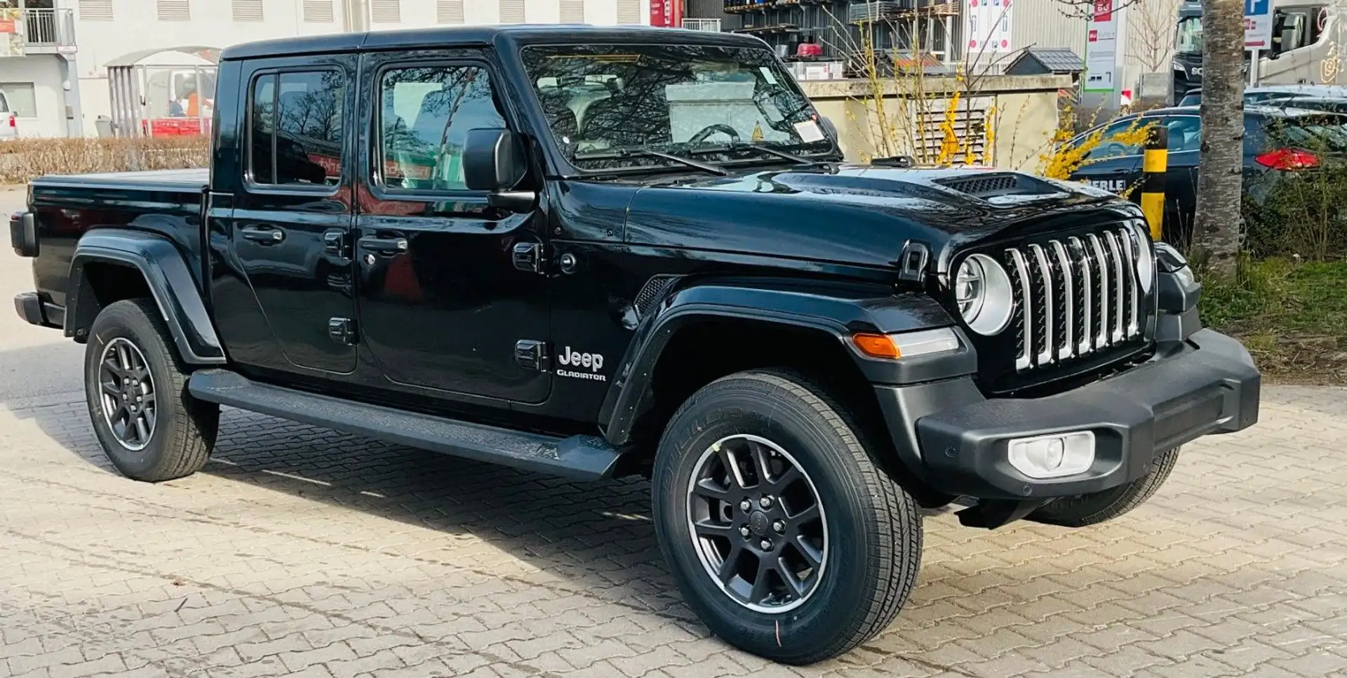 Jeep Gladiator Overland 3.0l V6 -Diesel-  264PS Negro - 1