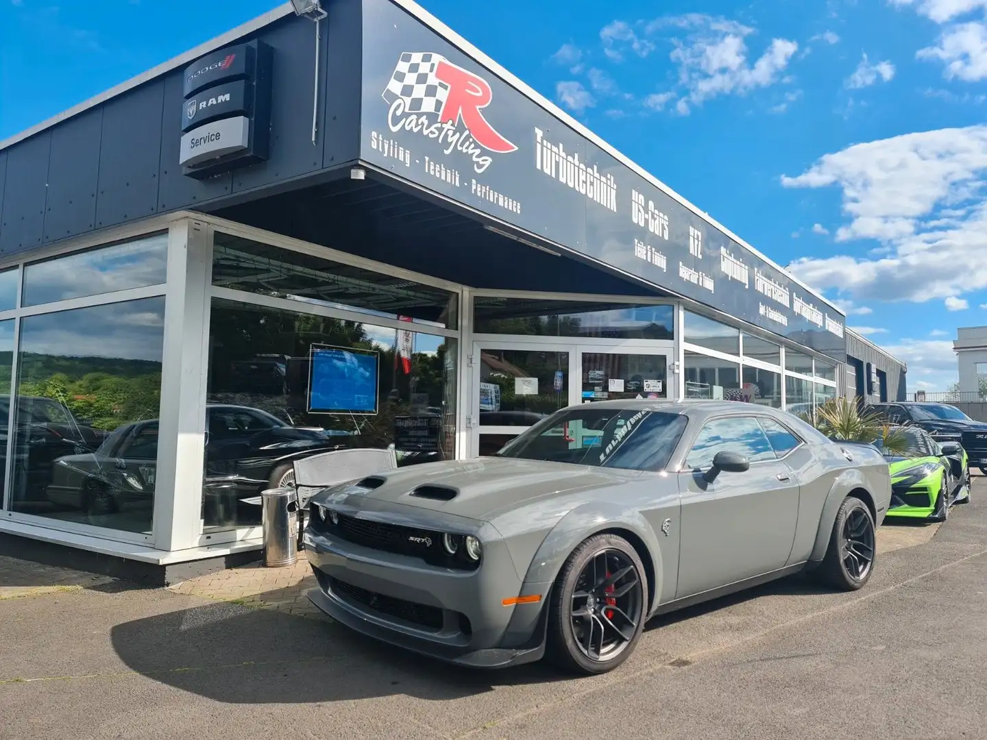 Dodge Challenger Hellcat Jailbreak - LAST CALL Grau - 1