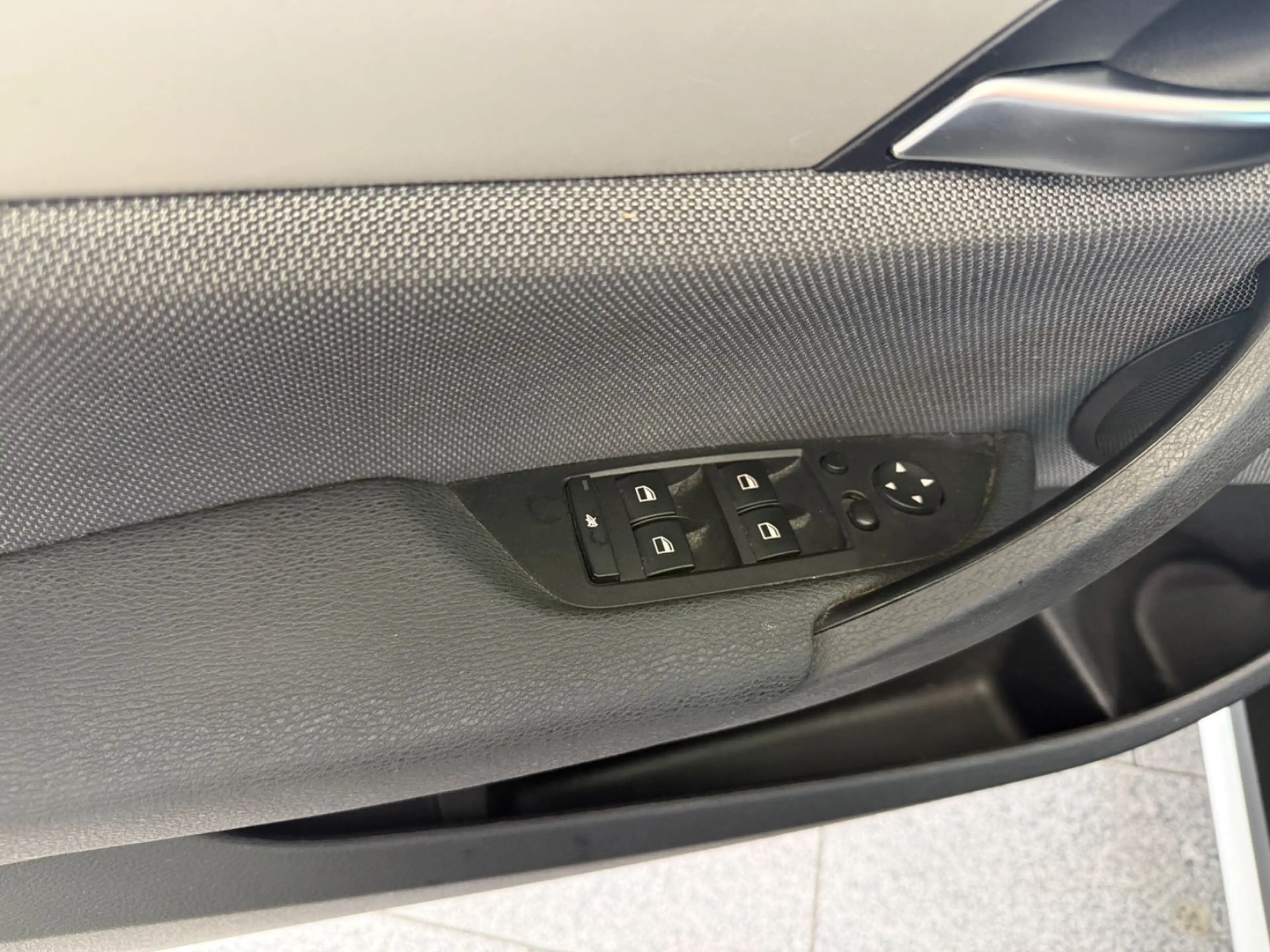 BMW X1 xDrive 18 d*X-LINE*AUTOM*NAV*BI-XN*PAN*TMP — photo 13