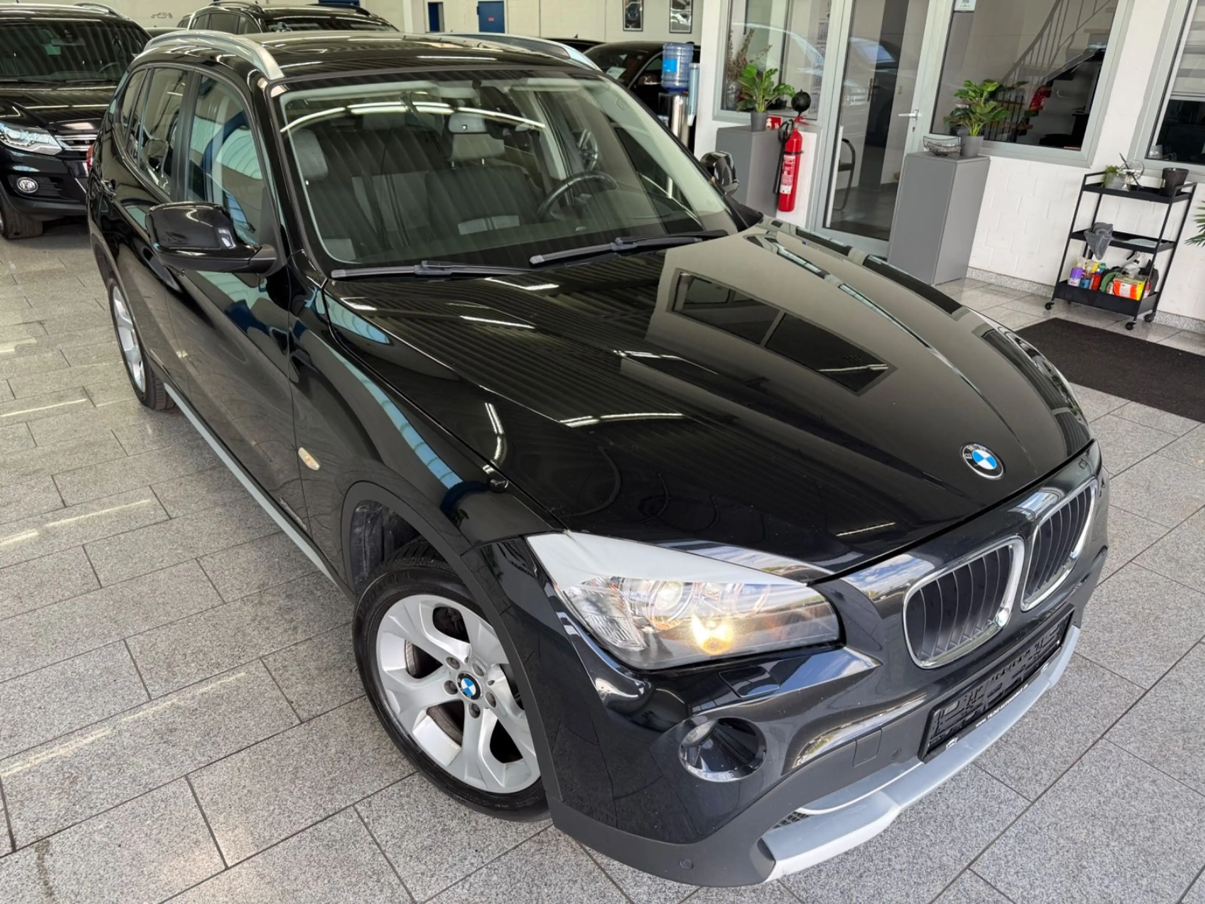 BMW X1 xDrive 18 d*X-LINE*AUTOM*NAV*BI-XN*PAN*TMP — photo 4
