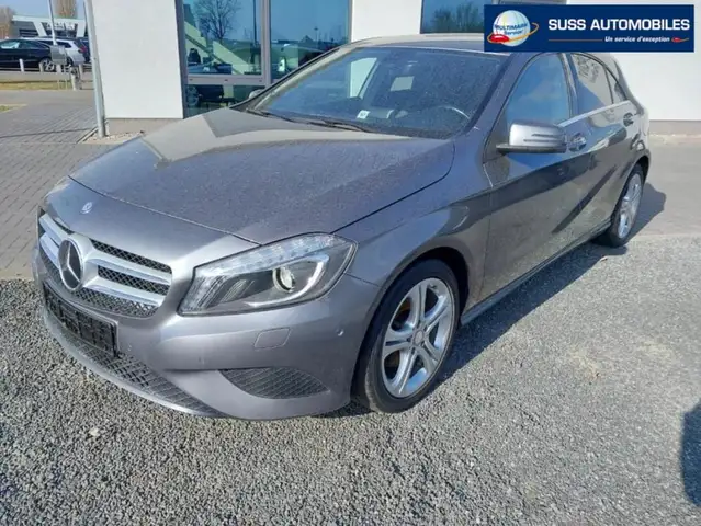 Mercedes-Benz BENZ 180 122 CH BlueEFFICIENCY URBAN