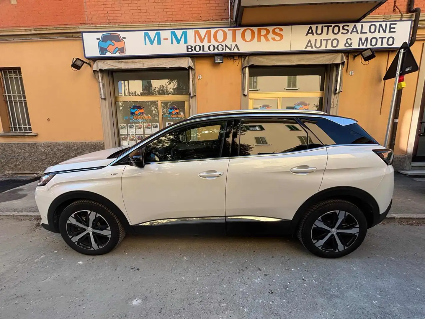 Peugeot 3008 BlueHDi 130 S&S EAT8 GT Pack "ProMMo" Bianco - 2