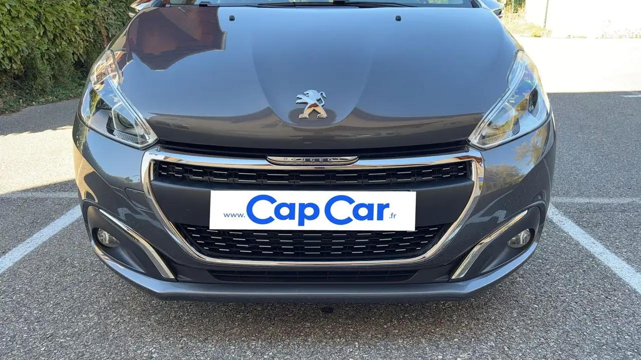 Peugeot 208 208 — photo 20