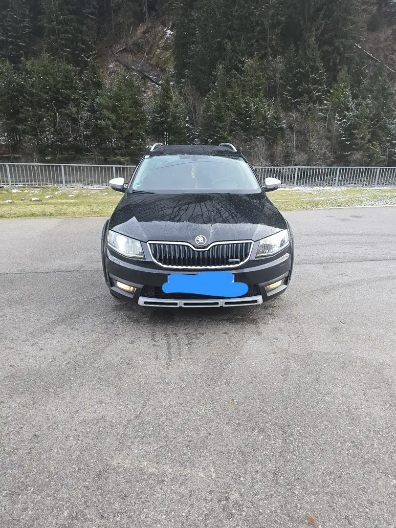 Skoda Octavia Combi 2,0 TDI 4x4 Scout DSG - 1