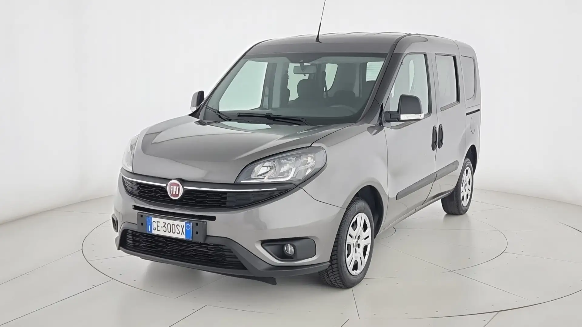 Fiat Doblo 1.6 MJT 105CV S&S PC Combi N1 Lounge Grigio - 1