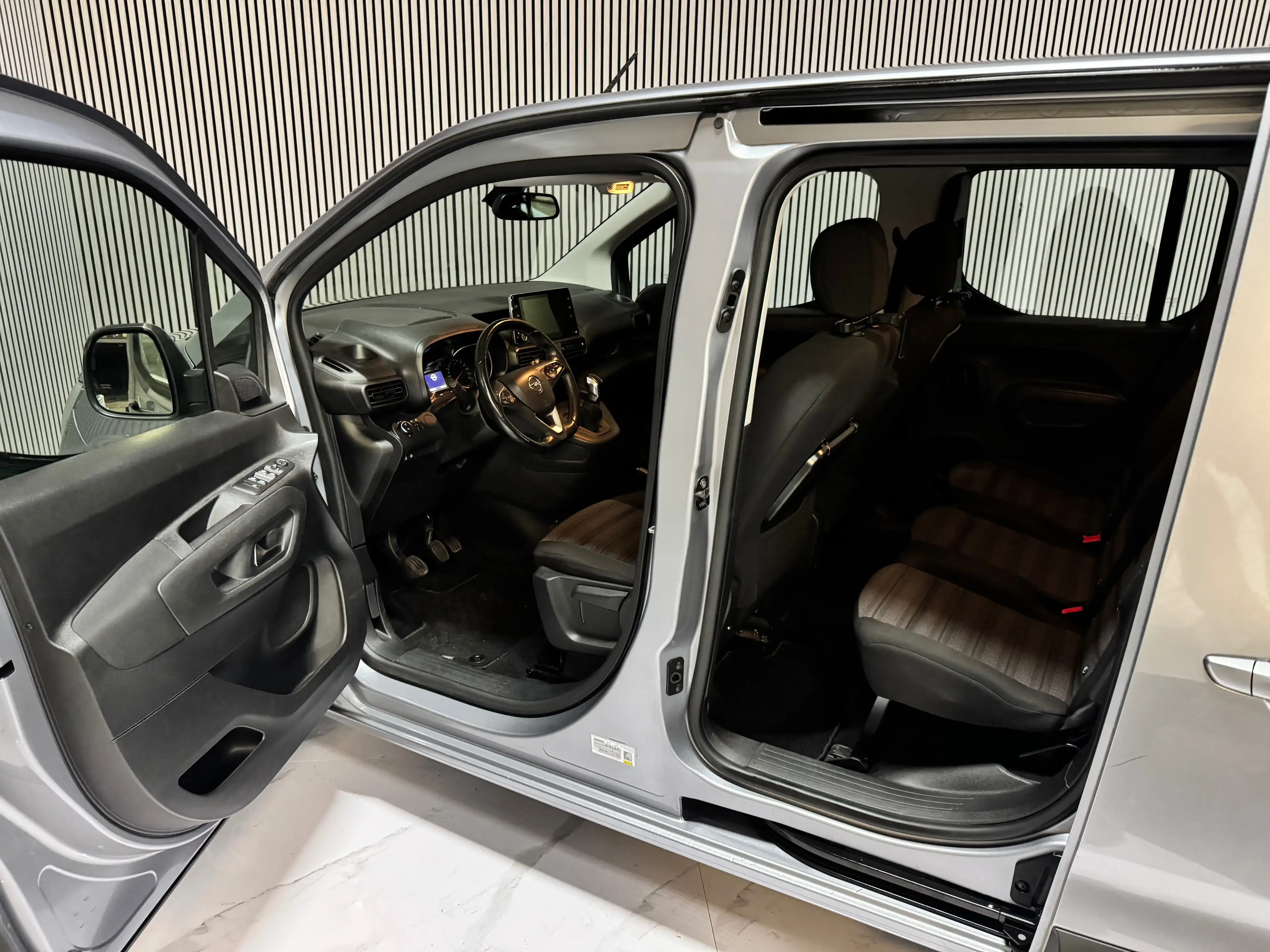 Opel Combo Life Combo Life 1.5 TD Blue L2H1 Edition XL S/S — photo 15