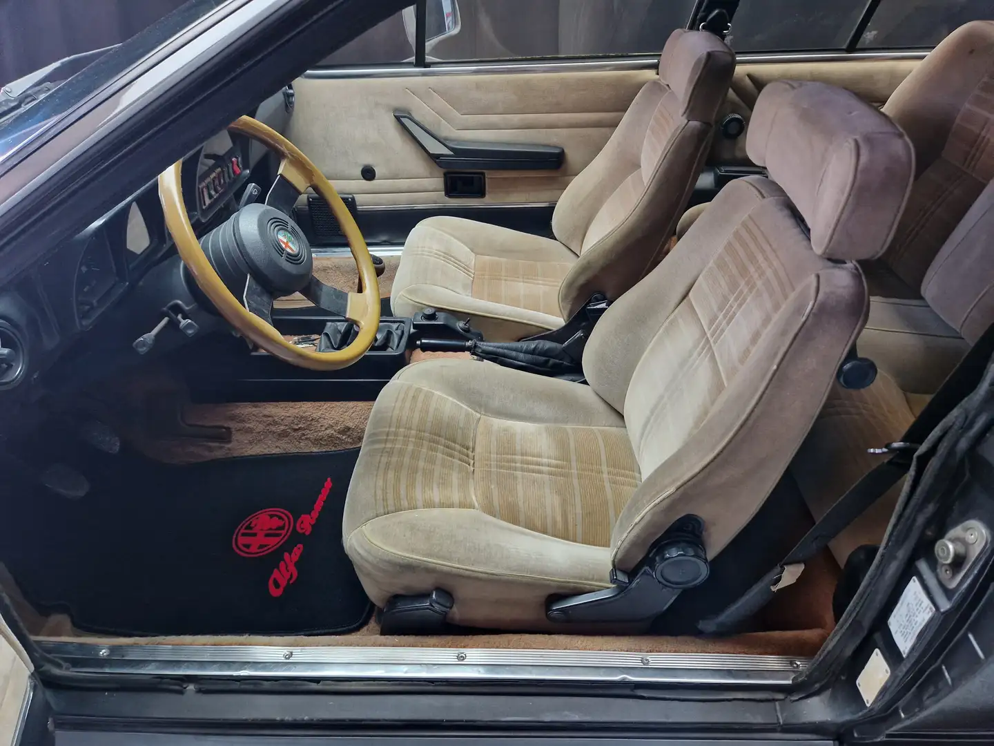 Alfa Romeo Alfetta GTV 6 2.5i aria condiz certificata ASI con C.R.S. Grigio - 2