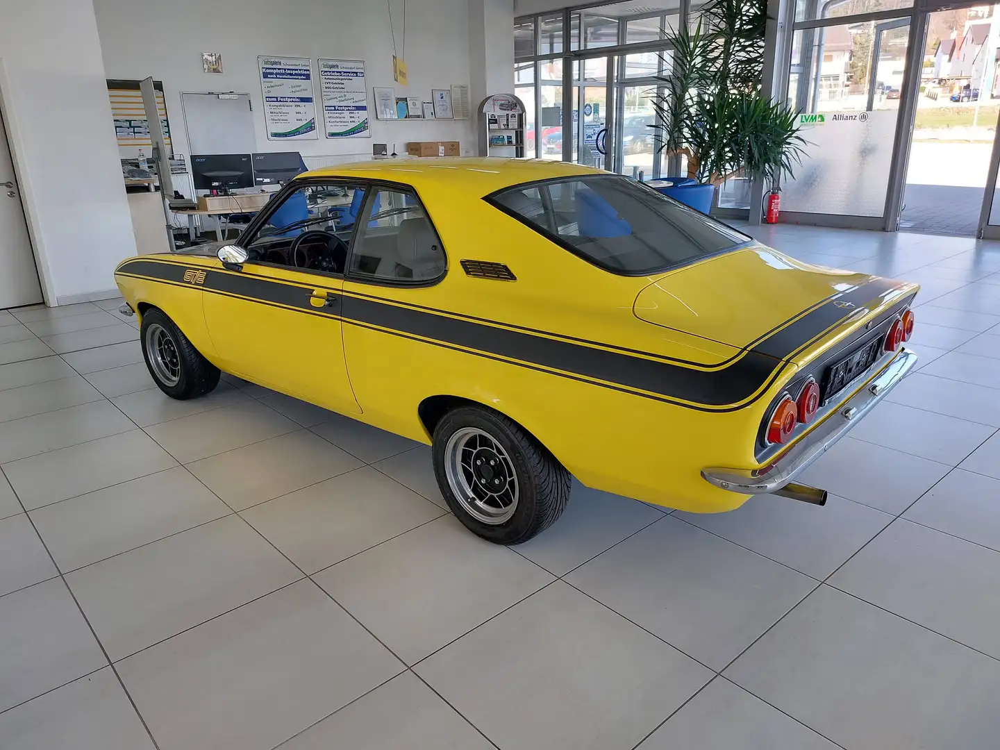 Opel Manta Manta A GTE Gelb - 2