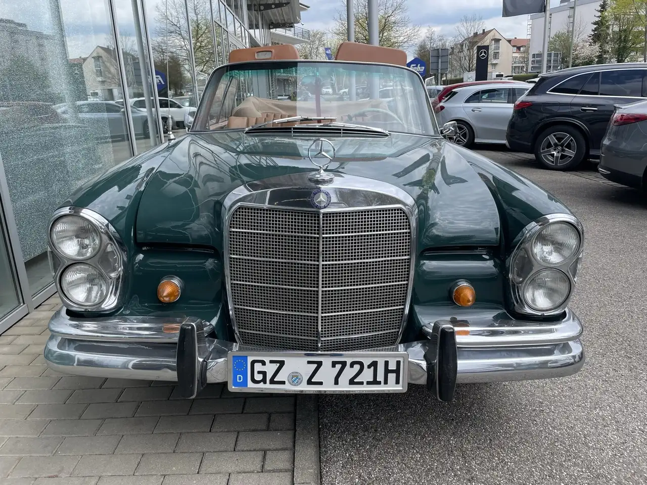 Mercedes-Benz 250 SE/C Werkscabriolet Motor Herrmanns OLDTIMER, foto 2