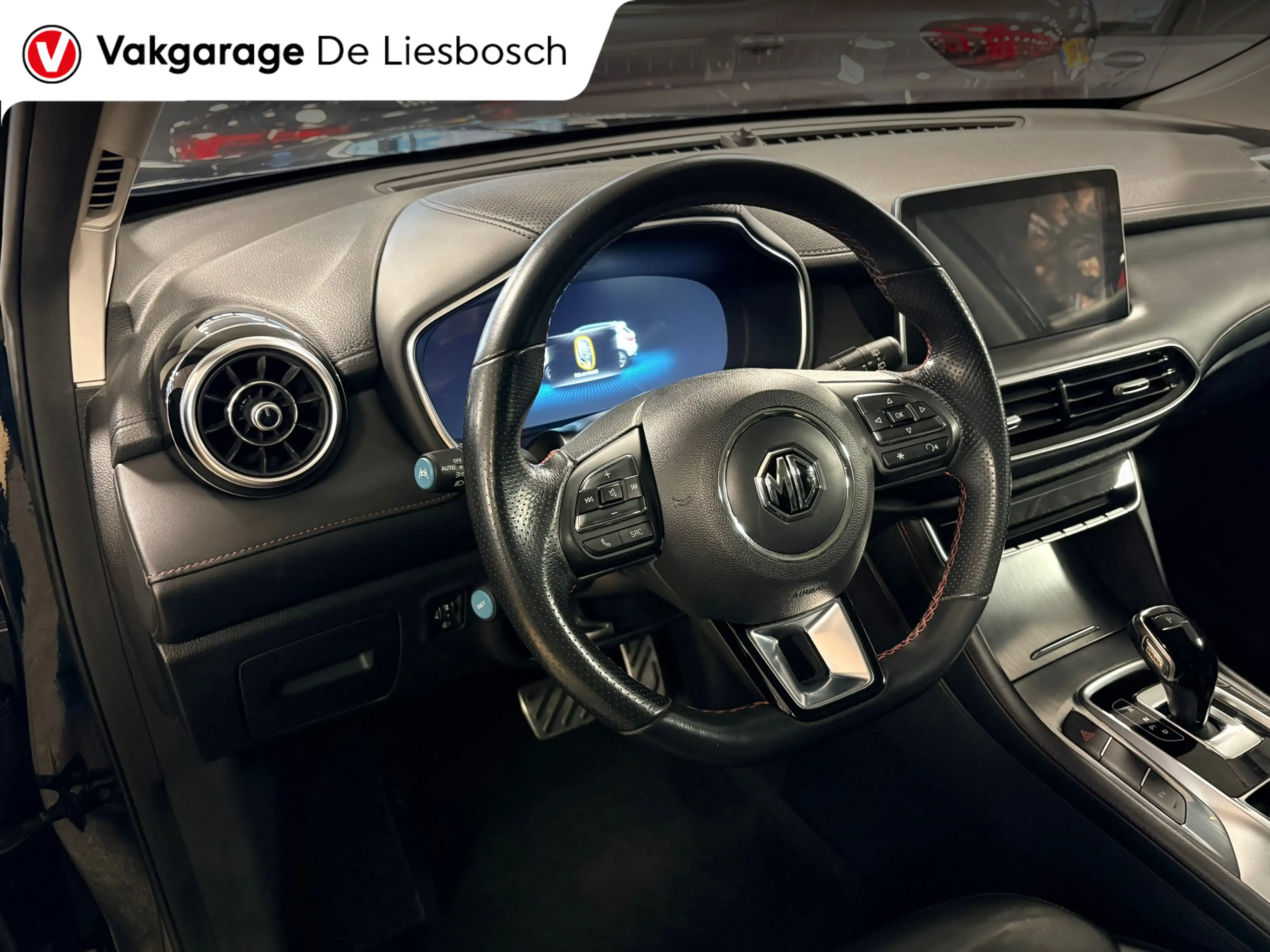 MG EHS 1.5 TGDI Luxury / Leder / Panoramadak / 360camera — photo 12