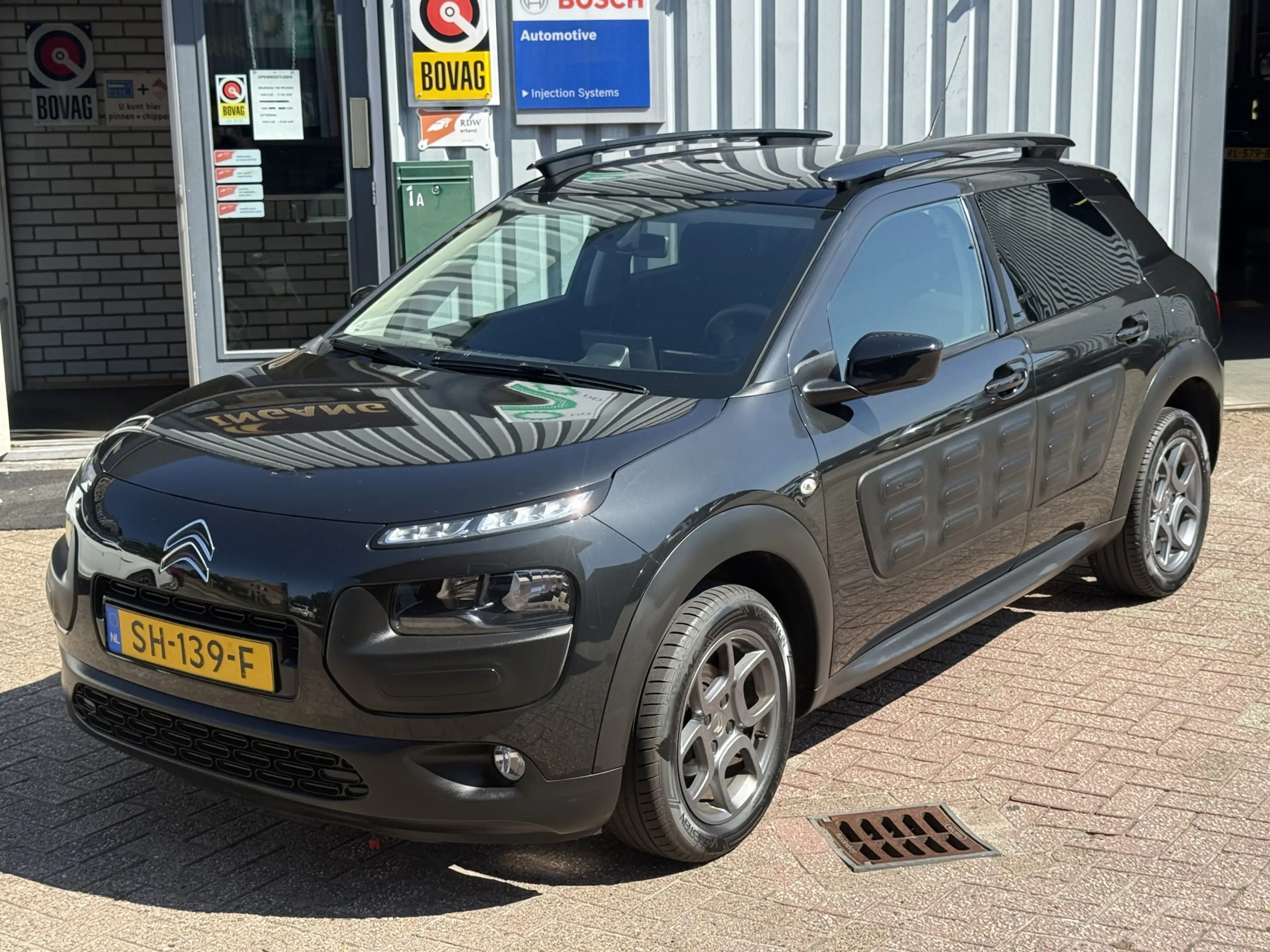 Citroen C4 Cactus 1.2 PureTech Shine | NAVI | CRUISE | PDC | D-RIEM — photo 9
