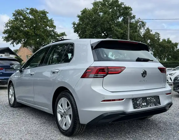 Volkswagen Golf view 2