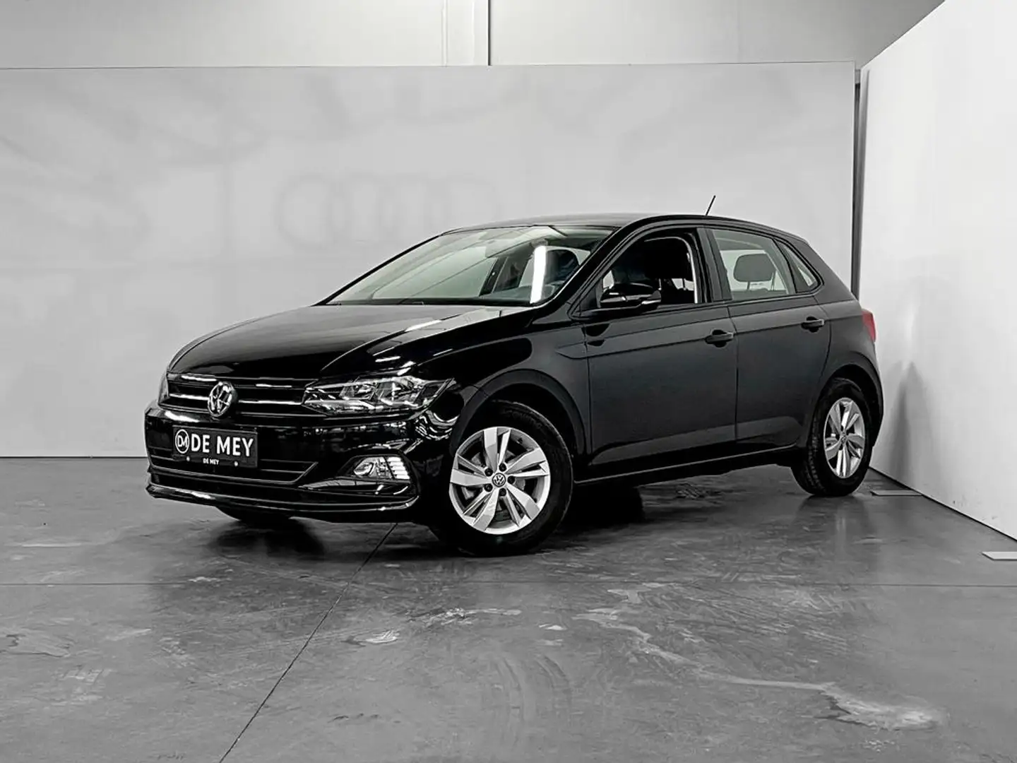 Volkswagen Polo 1.0 TSI 70kw 95PK COMFORTLINE / APP CONNECT / ALU 15" / LED Zwart - 2