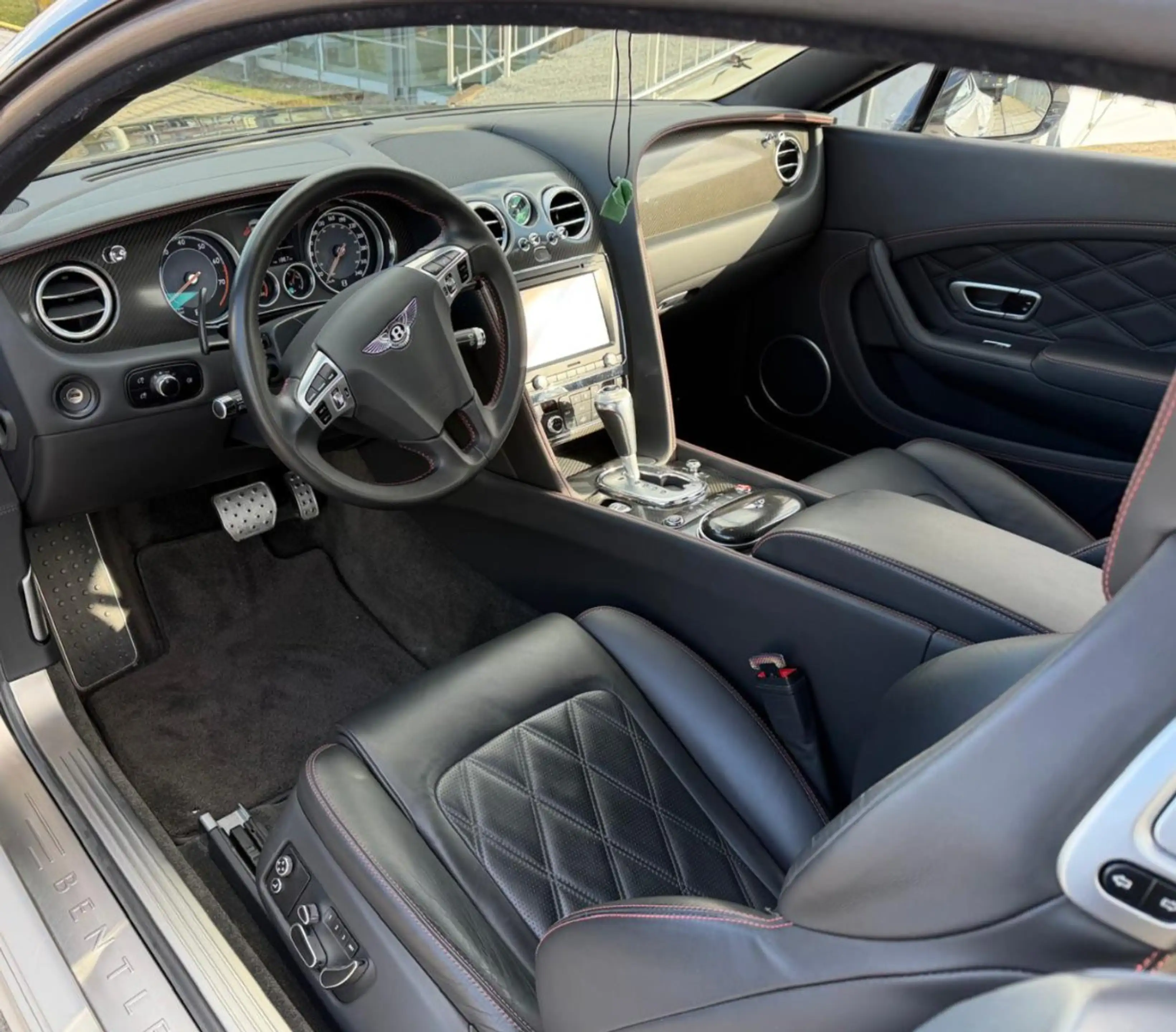 Bentley Continental GT Mansory/Carbon — photo 4
