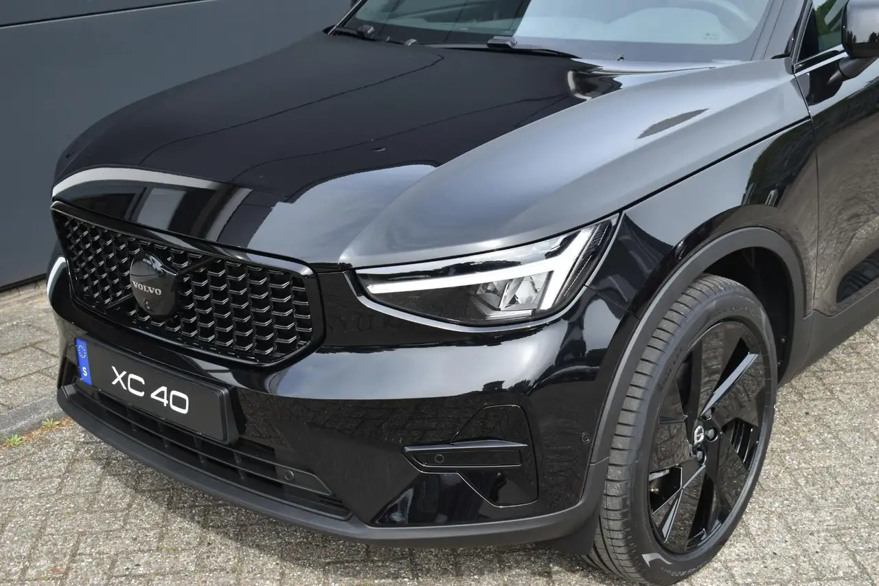 Volvo XC40 2026
