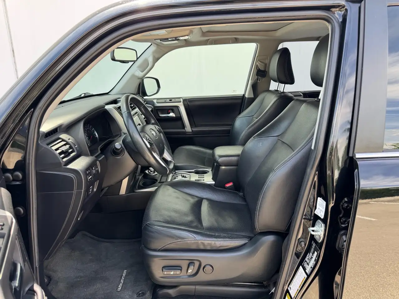 Toyota 4-Runner photo Toyota 4-Runner