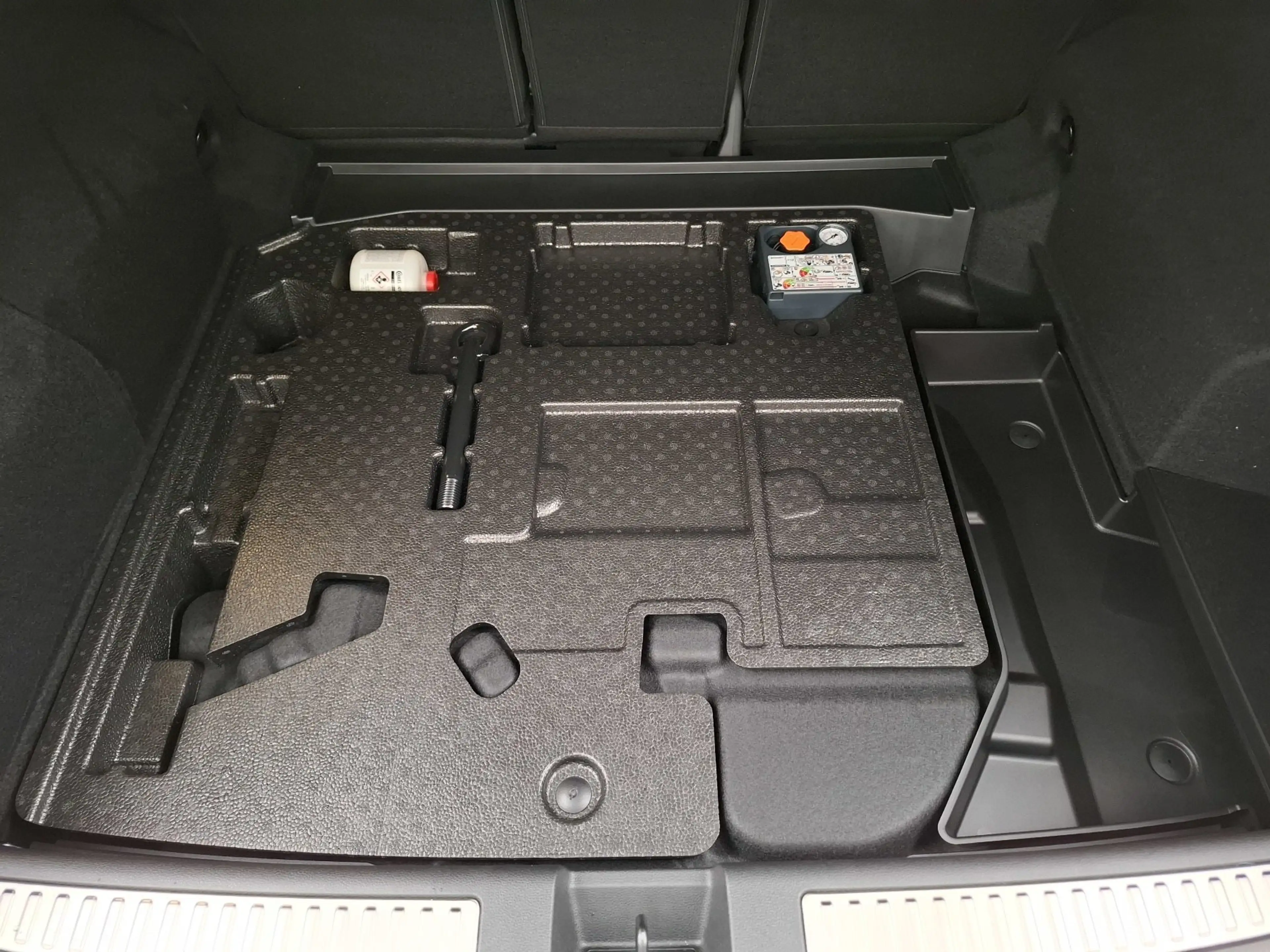 Renault Rafale Atelier Alpine E-Tech 4x4 300 Plug-in — photo 11