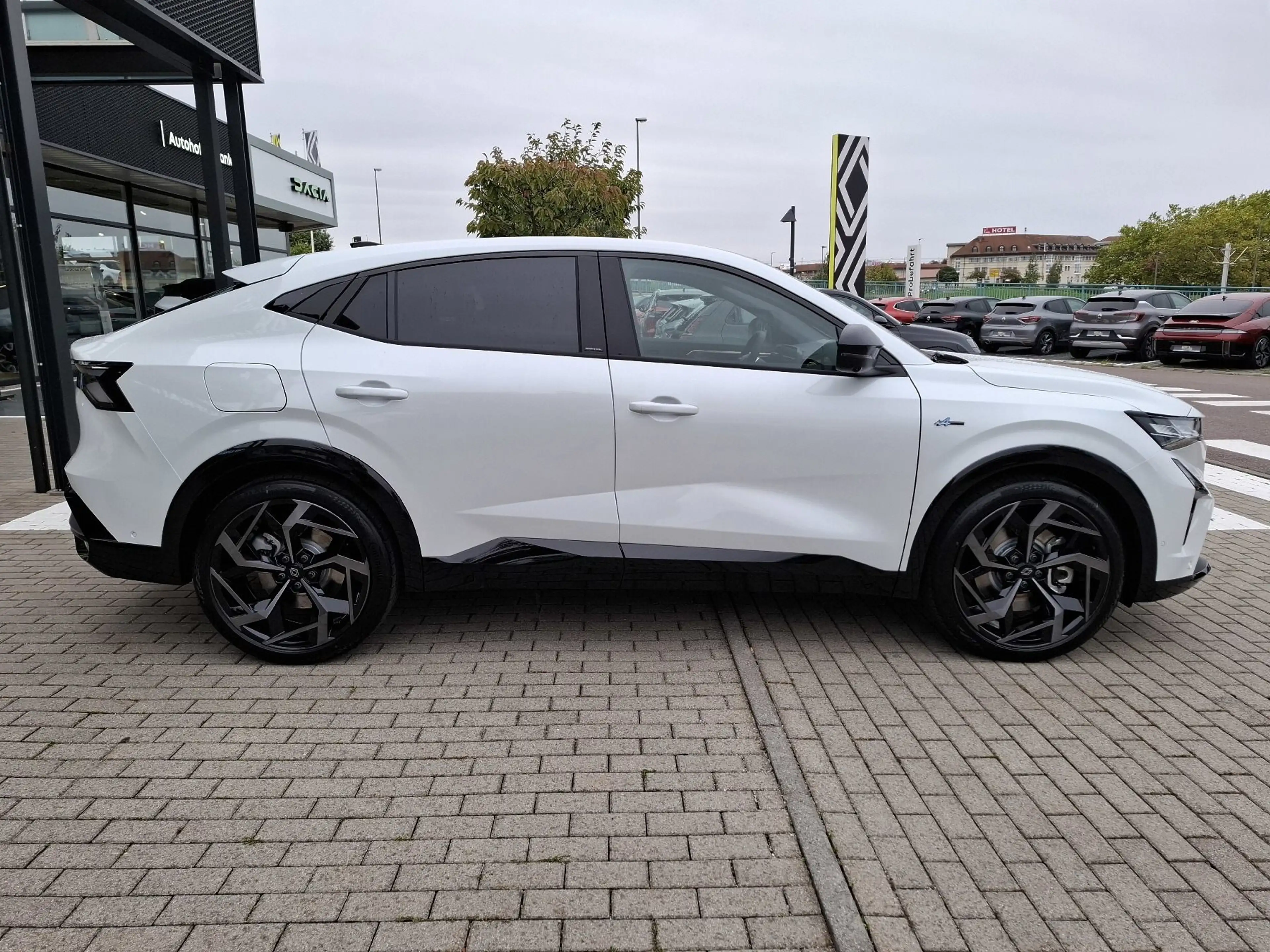 Renault Rafale Atelier Alpine E-Tech 4x4 300 Plug-in — photo 5